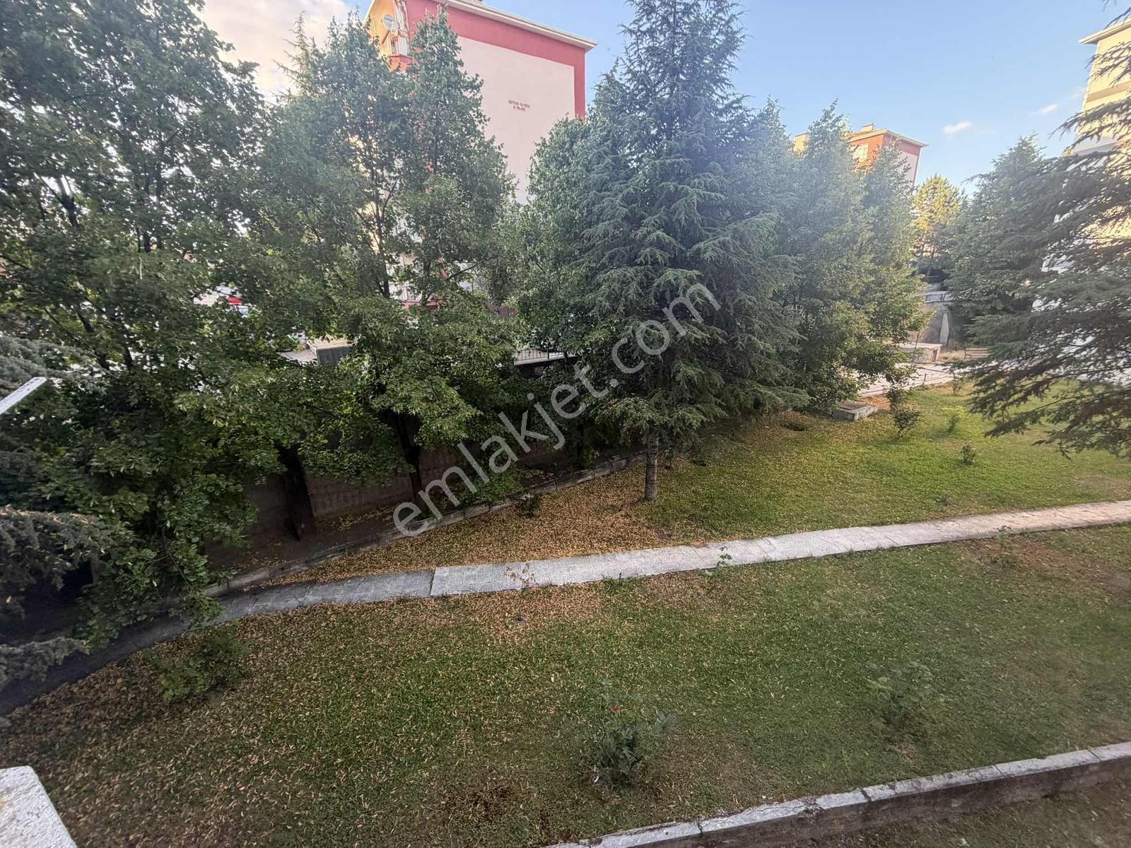 A L C Den Site İçi Metro Yakın Ara Katta 3+1 Satılık Daire - Görsel 33