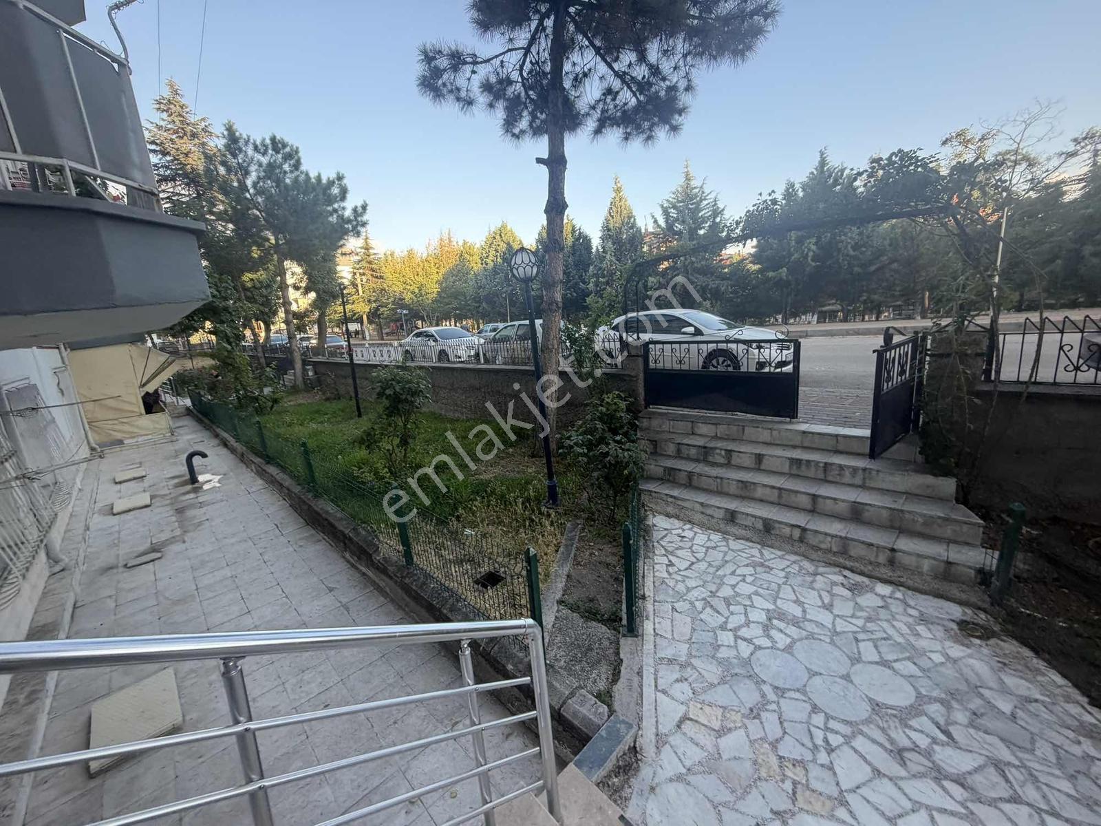 A L C Den Site İçi Metro Yakın Ara Katta 3+1 Satılık Daire - Görsel 20