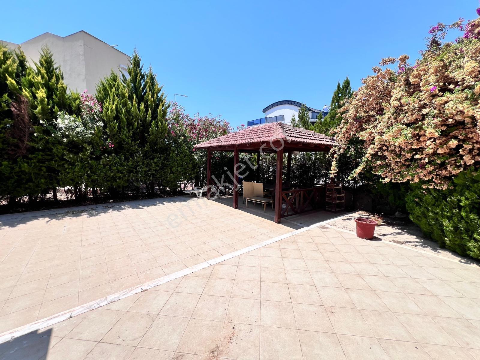 Antalya En Prestijli Bölgesinde Müstakil 2 Adet Satılık Villa - Görsel 29