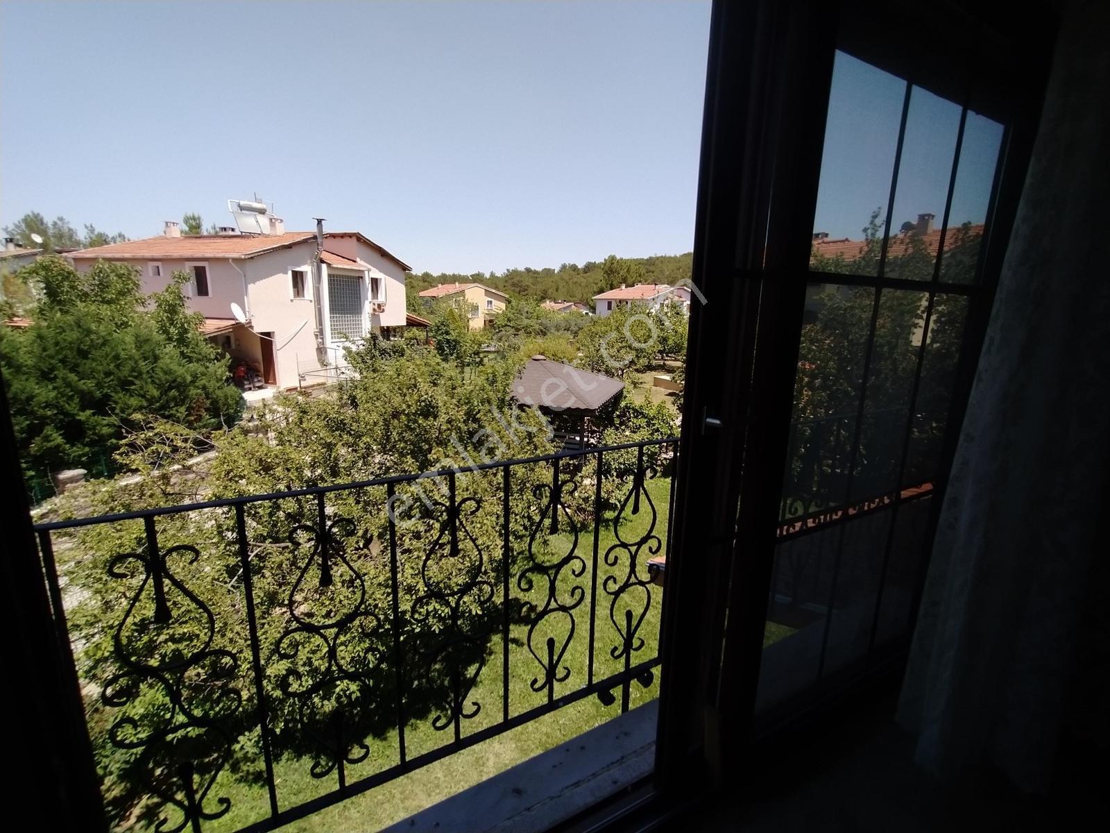 Kemalpaşada Site İçi Müstakil 4+1 Villa 250m2 Konut(1000m2bahçe) - Görsel 29