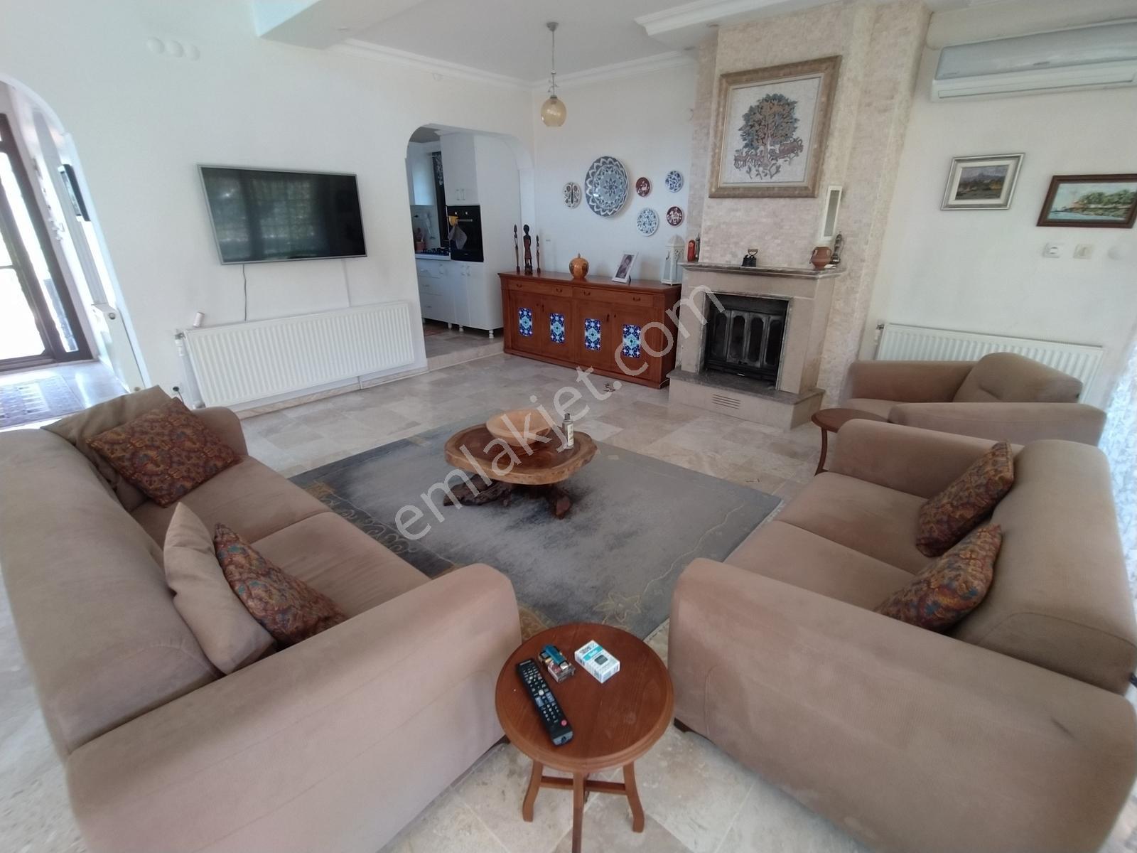 Kemalpaşada Site İçi Müstakil 4+1 Villa 250m2 Konut(1000m2bahçe) - Görsel 19