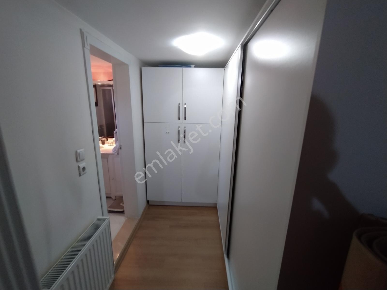 Kemalpaşada Site İçi Müstakil 4+1 Villa 250m2 Konut(1000m2bahçe) - Görsel 23