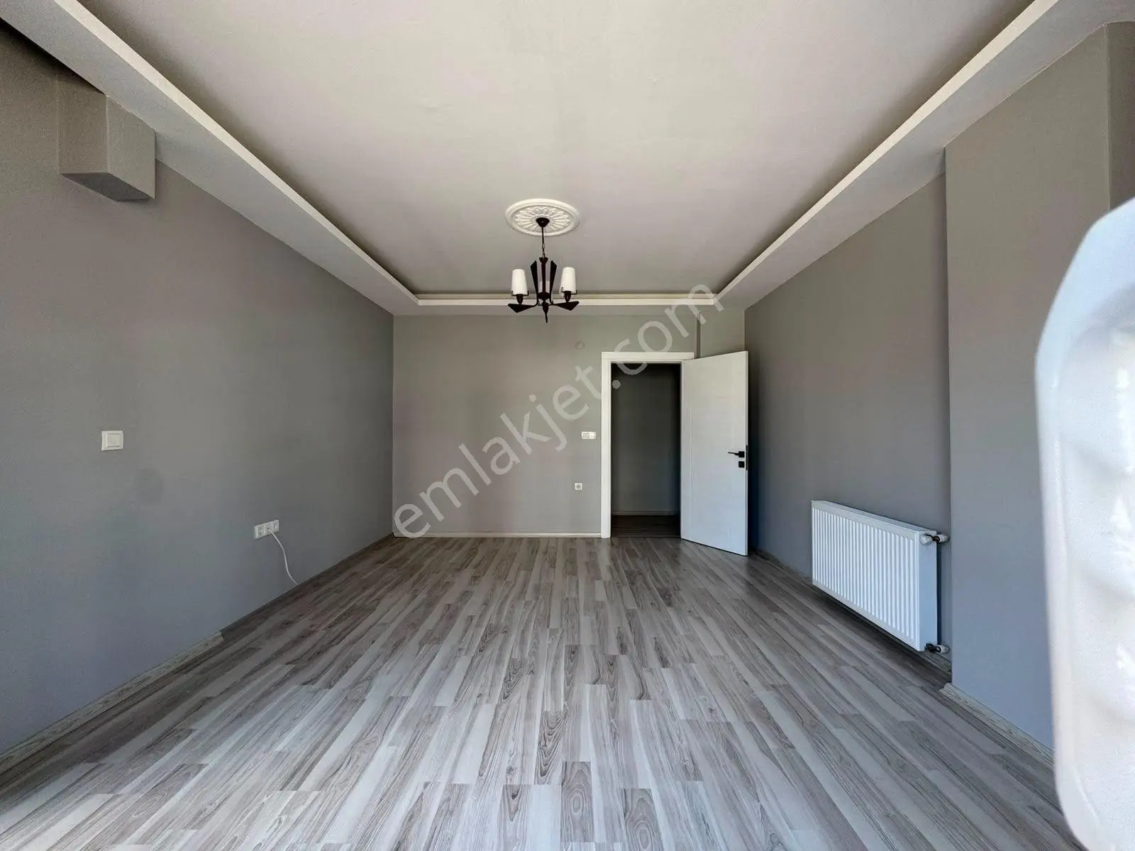 Gümüş'den Akçayda Köşe Cephe Ebeveynli Arakat Doğalgazlı 3+1 Daire - Görsel 2