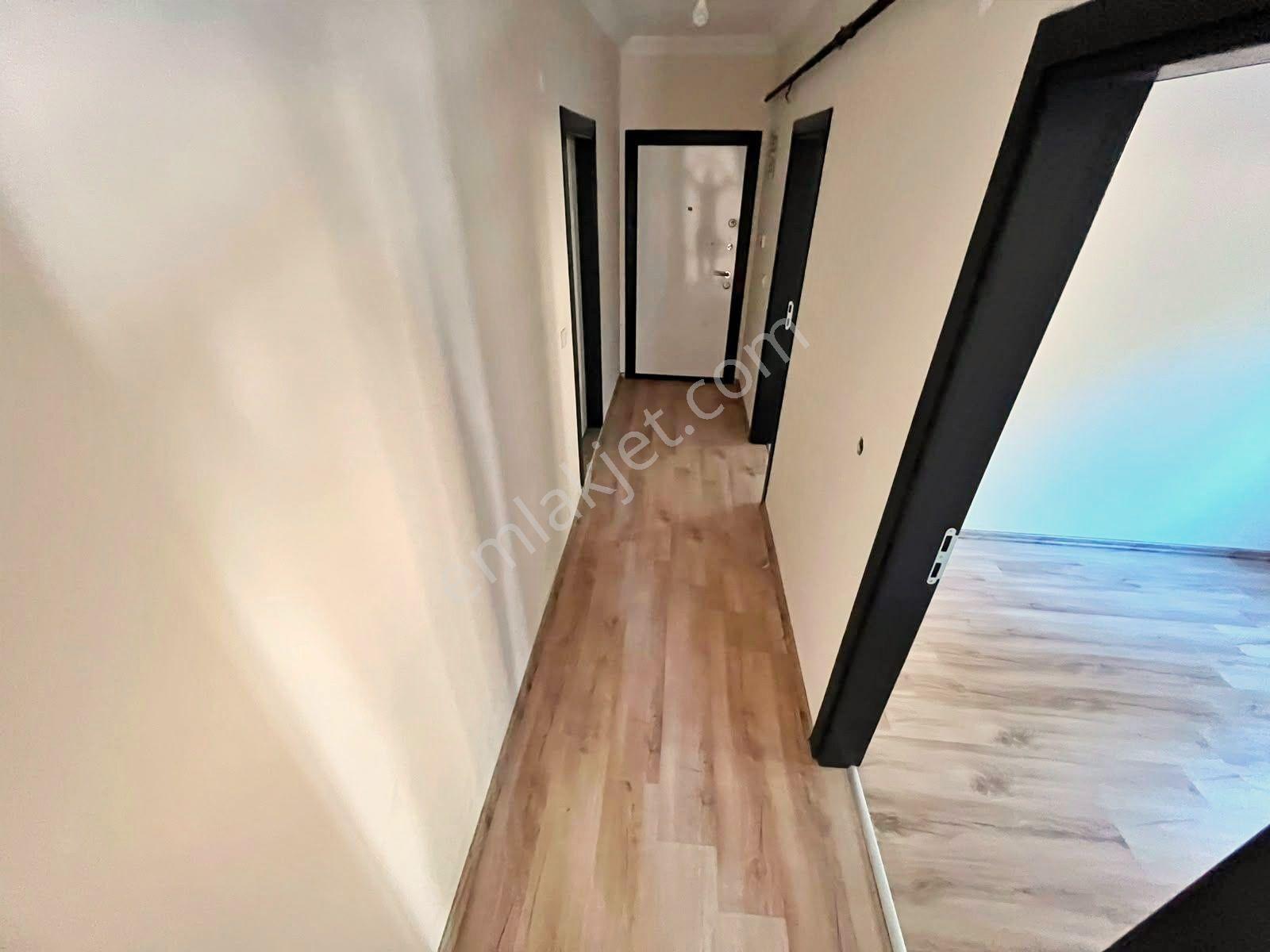 Blue Life Egenden Gerçek İlan Tuzcumuratta Satılık Doğalgaz Kombili Ön Cephe 2+1şık Daire - Görsel 17