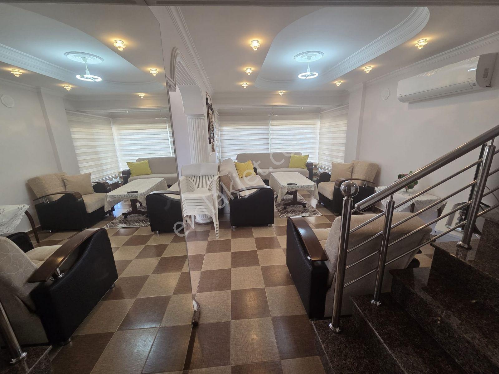 Yenifoça'da Tam Müstakil Doğa Ve Deniz Manzaralı Satılık Villa - Görsel 7