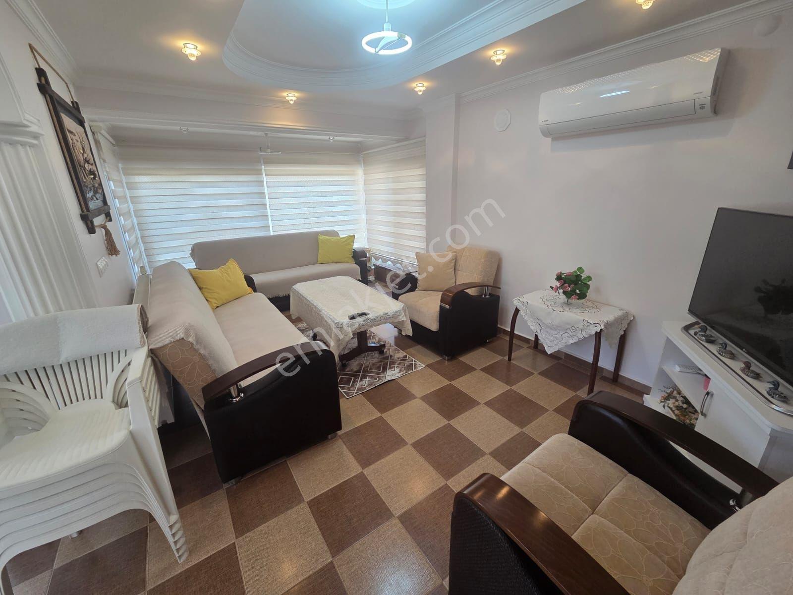 Yenifoça'da Tam Müstakil Doğa Ve Deniz Manzaralı Satılık Villa - Görsel 6
