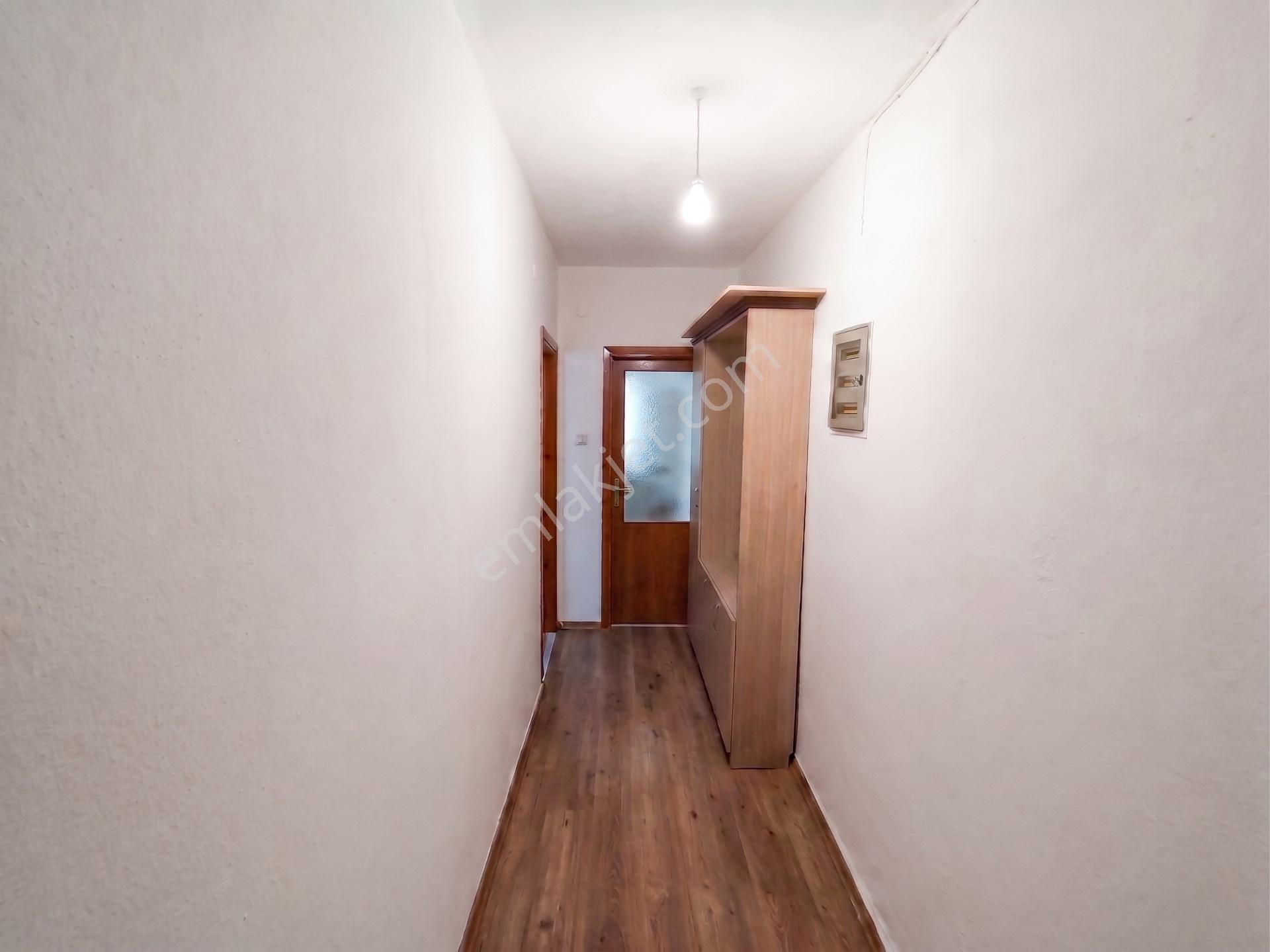 Startkey'den Burhaniyede Denize Yakın Manzaralı Bahçeli Villa - Görsel 28