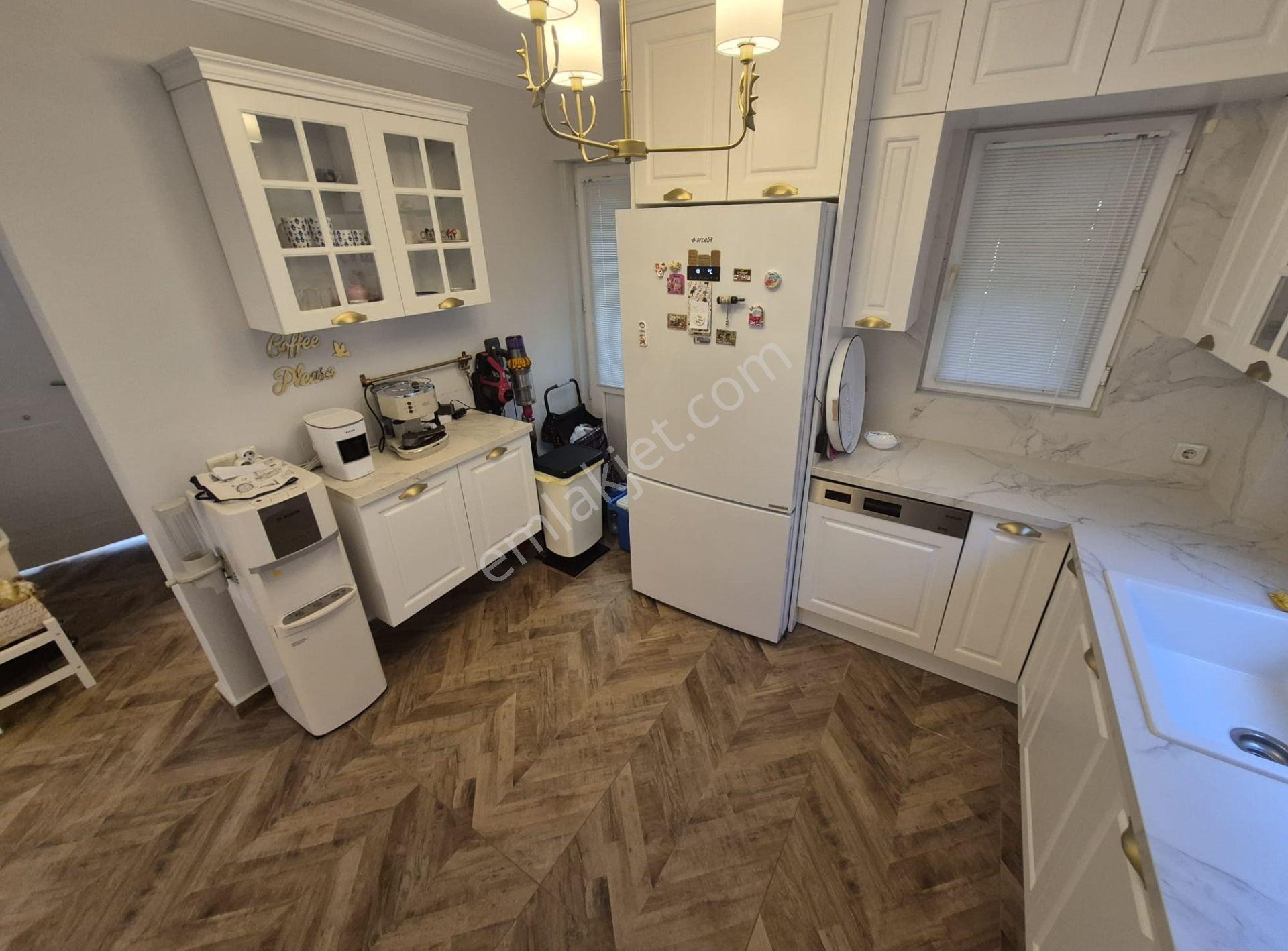Güre'de Havuzlu Site İçinde Full Eşyalı Satılık Villa - Görsel 6