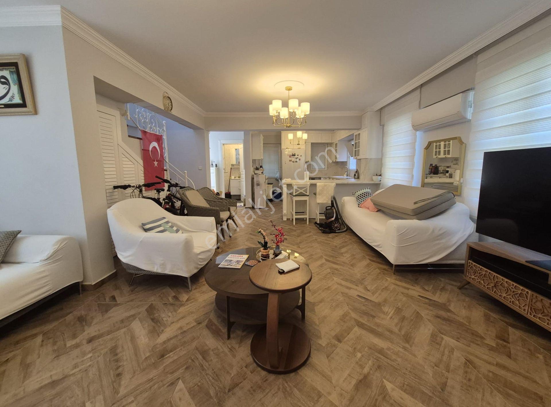 Güre'de Havuzlu Site İçinde Full Eşyalı Satılık Villa - Görsel 7
