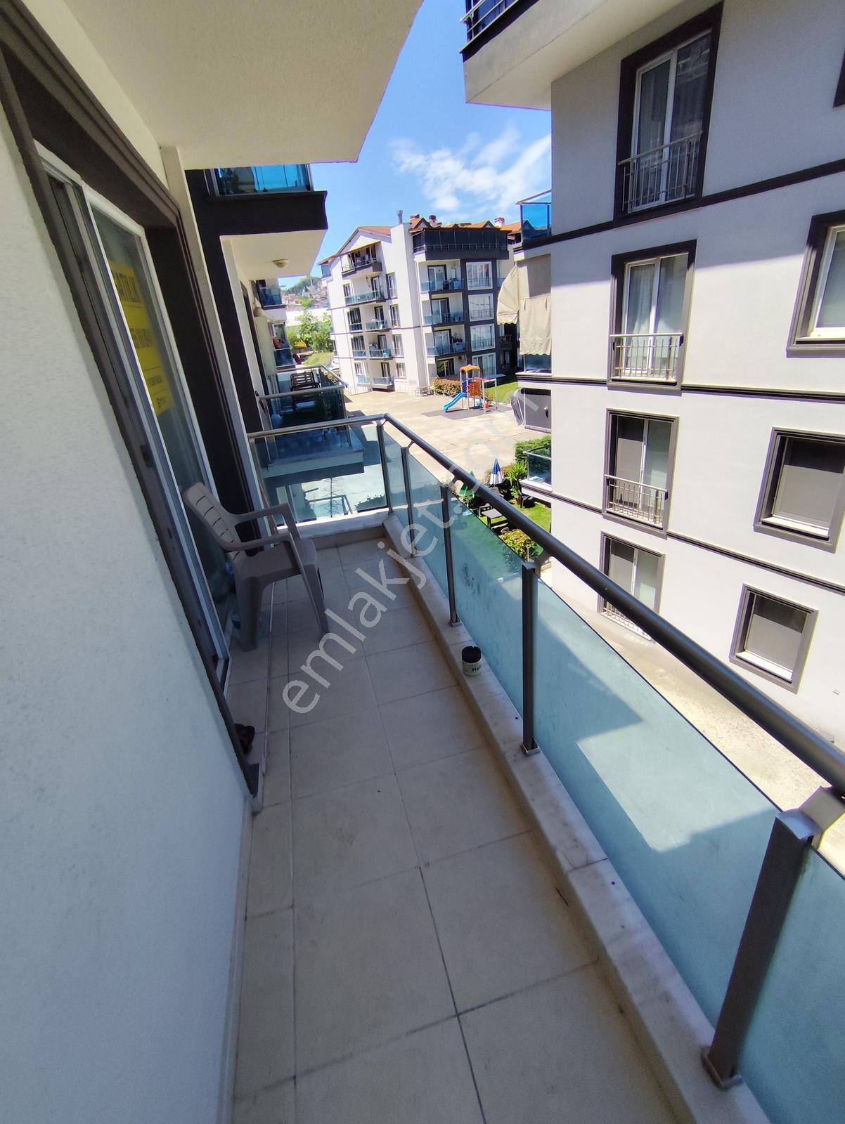 Kocaeli İzmit Yahyakaptan Myra 3 Arakat 1+1 Boş Satılık Daire - Görsel 11