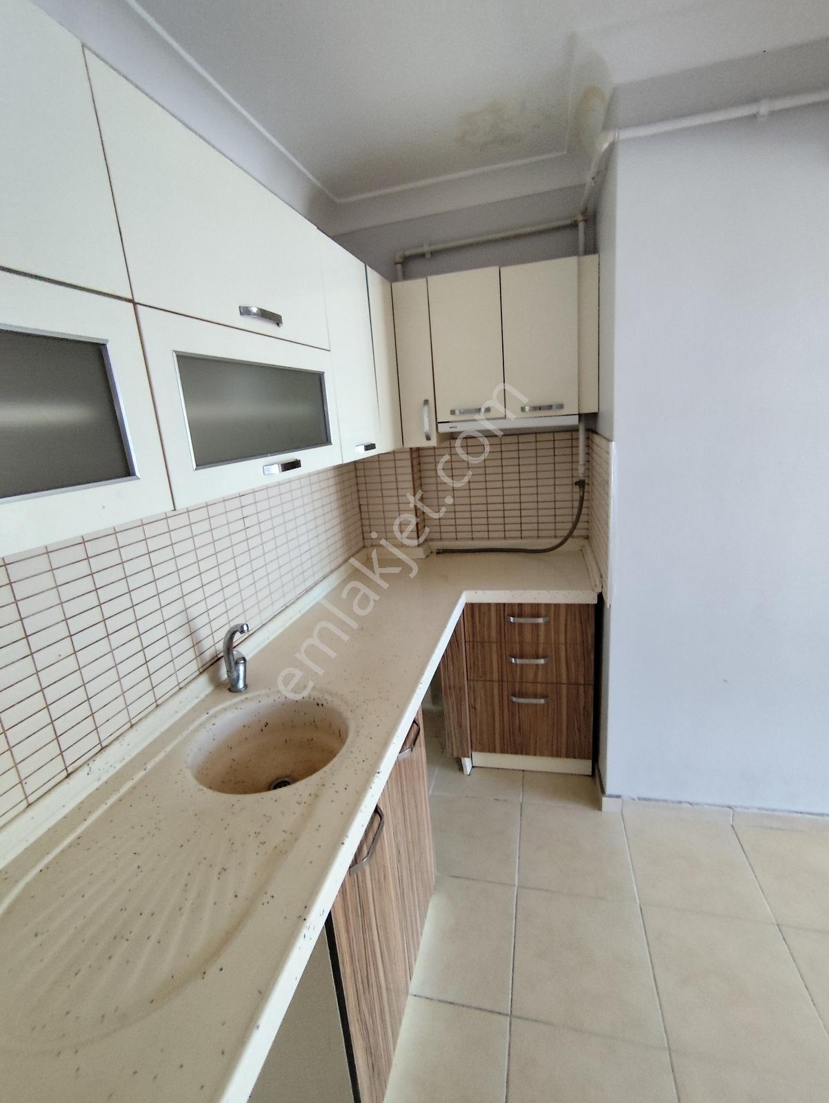 Kocaeli İzmit Yahyakaptan Myra 3 Arakat 1+1 Boş Satılık Daire - Görsel 13