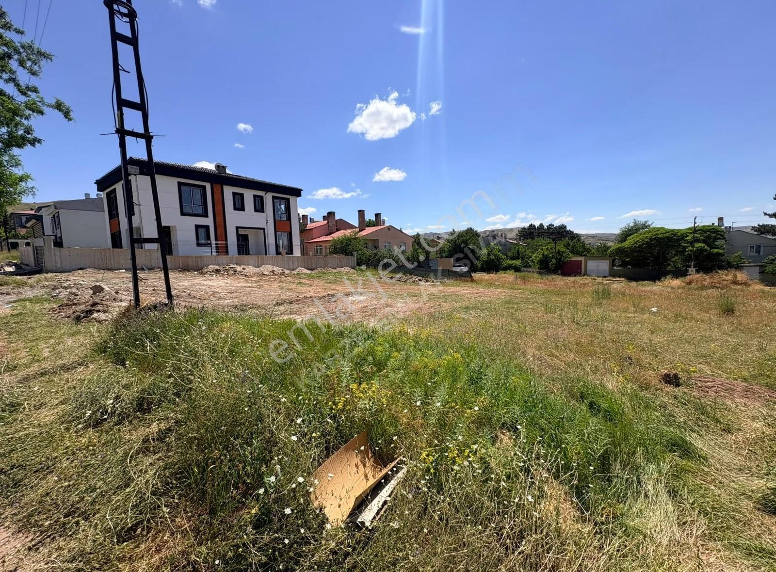 Sivas Merkez Karşıyaka'da 340m² Satılık Köşe Parsel Arsa - Görsel 13
