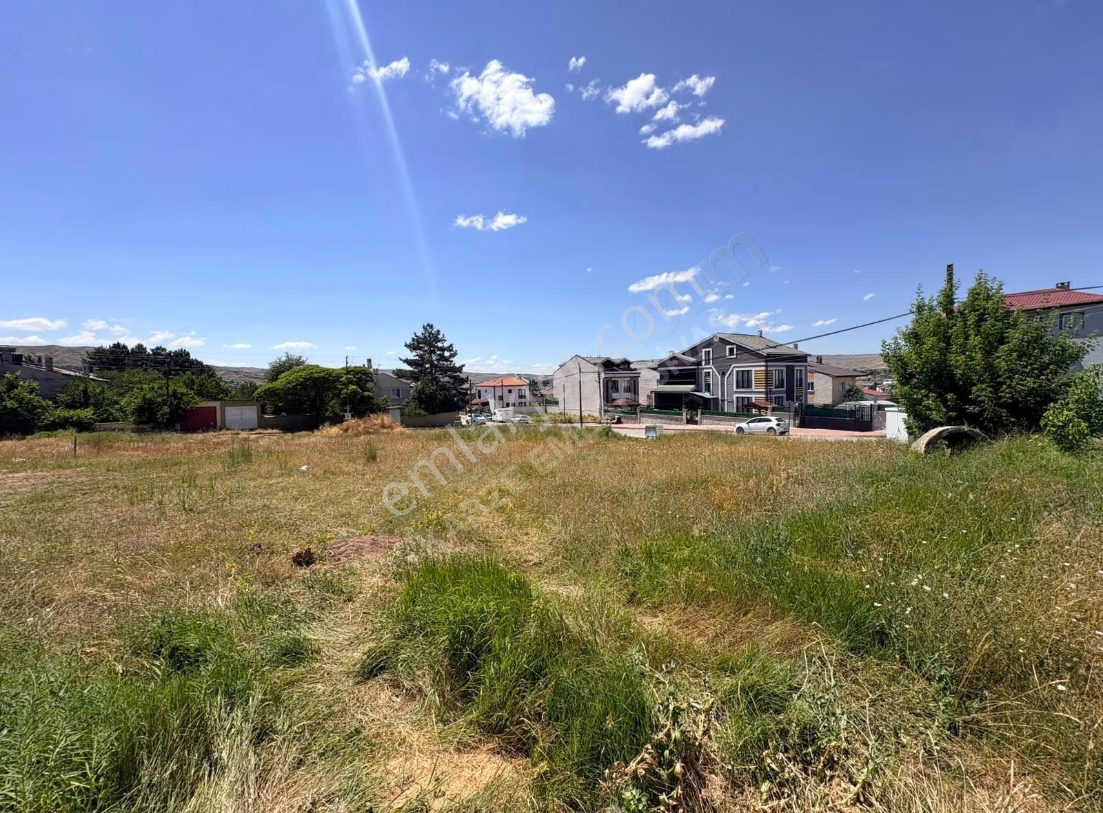 Sivas Merkez Karşıyaka'da 340m² Satılık Köşe Parsel Arsa - Görsel 6