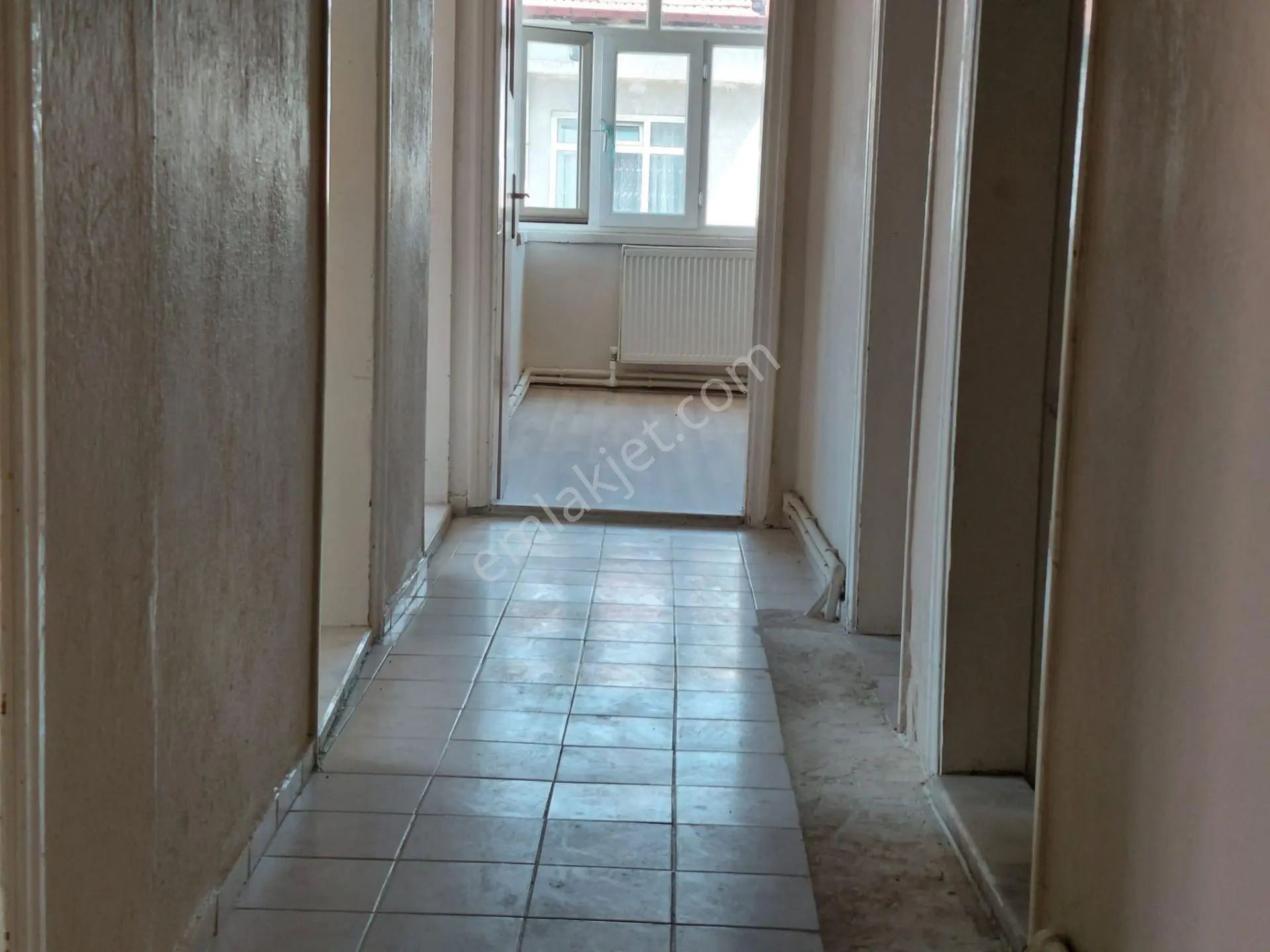 Akşehir Meydan Mahallesi'nde Satılık Ferah 3+1 Daire - Görsel 4