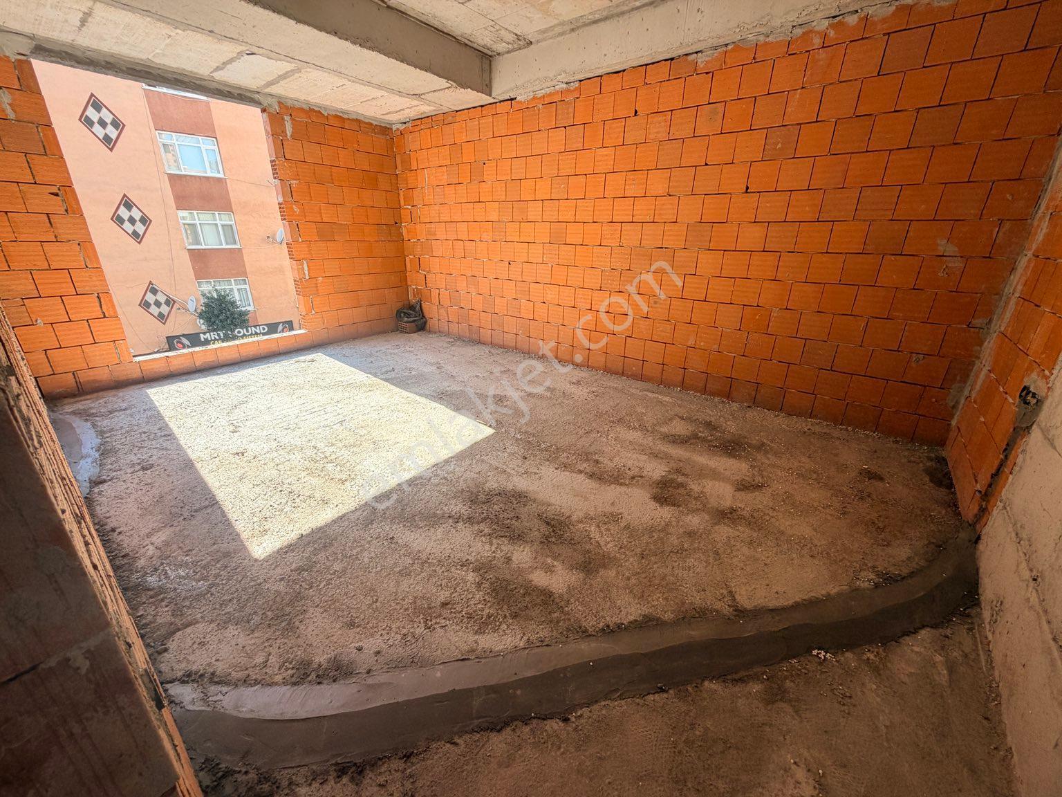 Bahçelievler Kocasinan Cadde Üzeri Satılık Sıfır Daire 2+1 3 Kat - Görsel 4