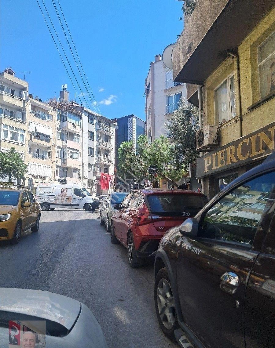 İzmirin Hareketli Lokasyonunda Yatırımlık Dükkan Takasa Uygun - Görsel 4