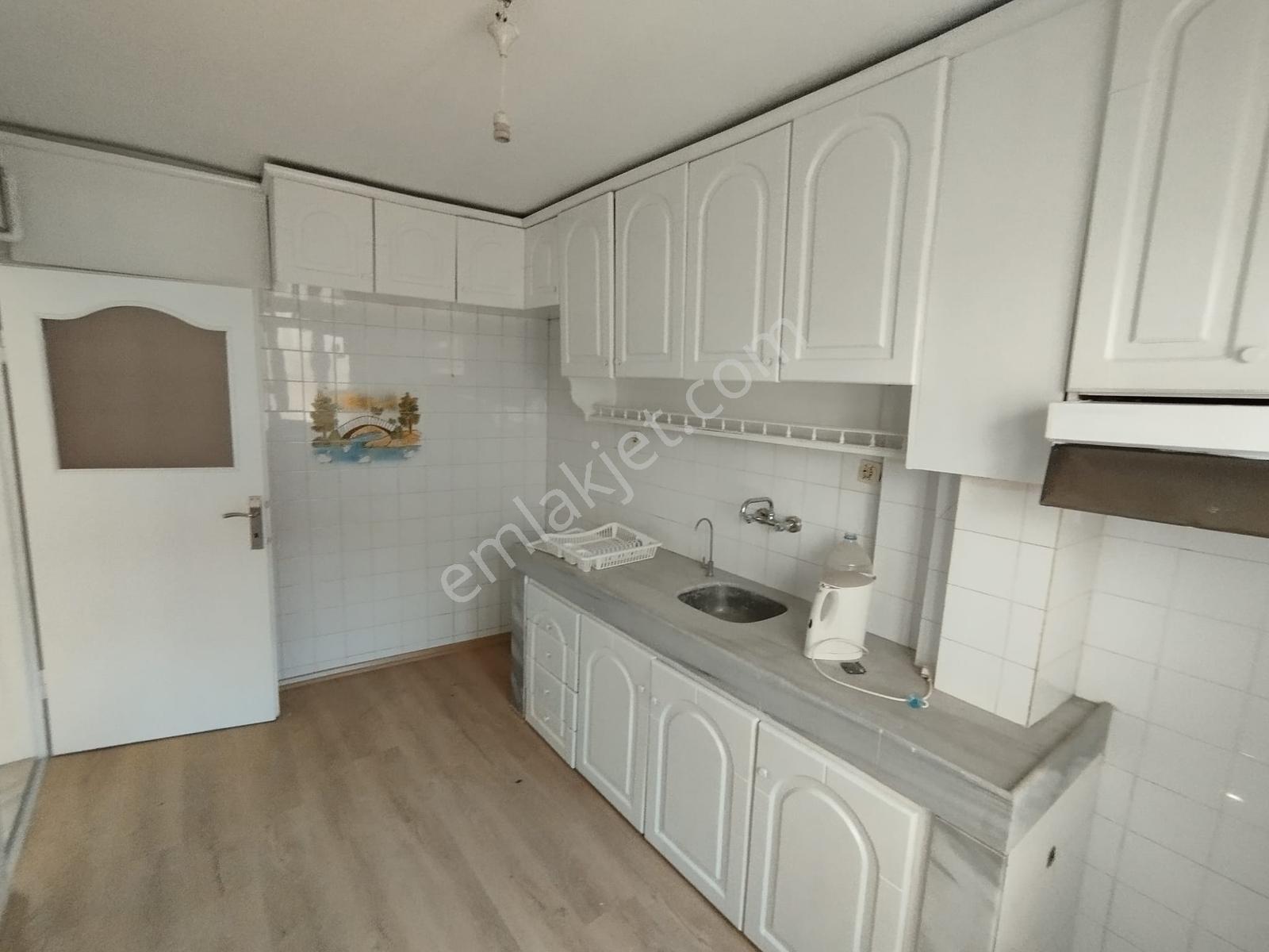 Bursa Nilüfer Esentepe 2+1 Kiralık Arakat Daire