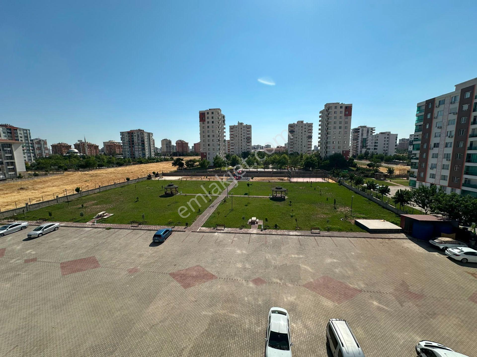Üçkuyularda Acil Satılık 3.5+1 Daire - Görsel 8