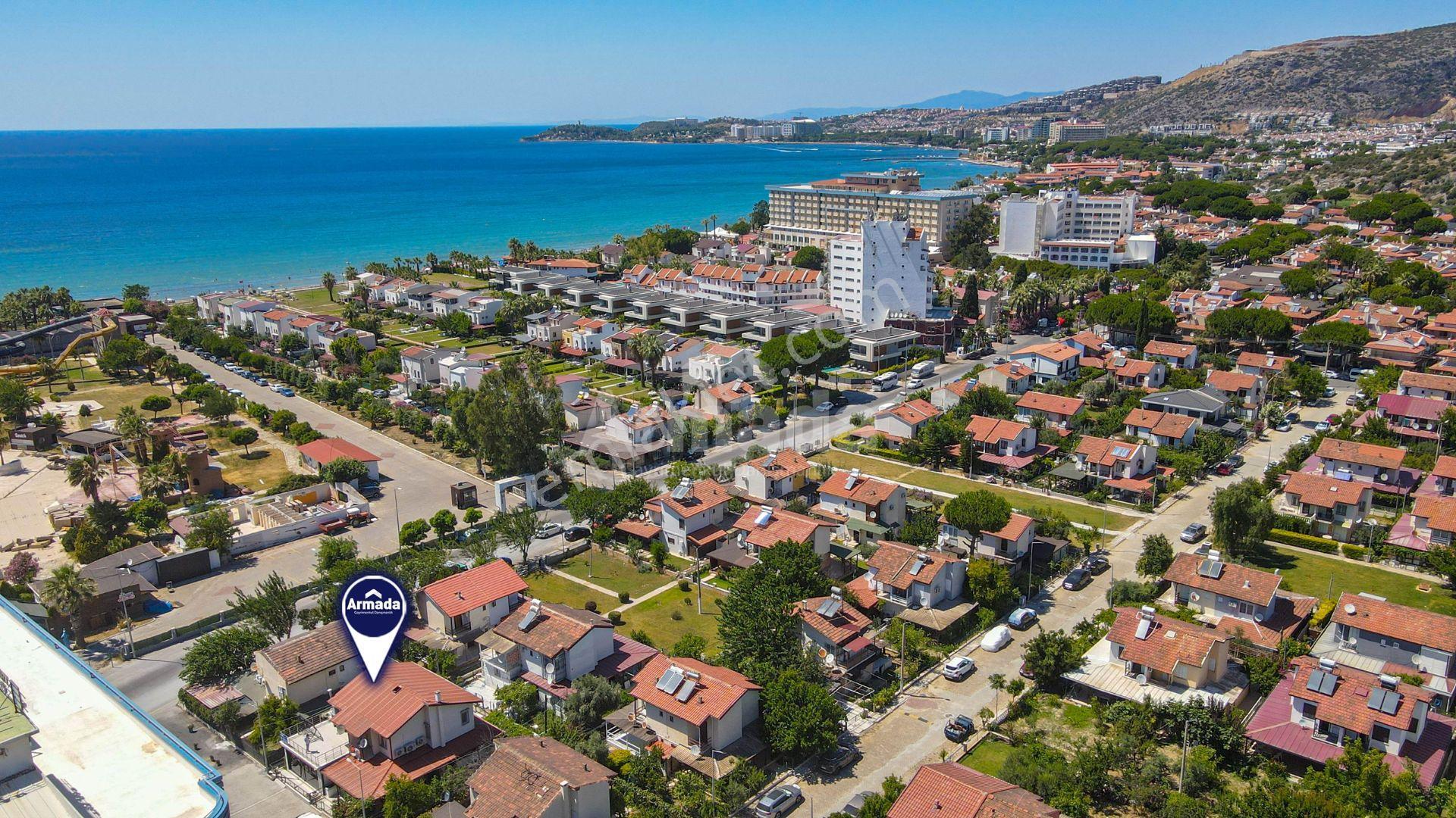 Kuşadası'nda Denize 250 Metre Teraslı Fırsat 2+1 Villa