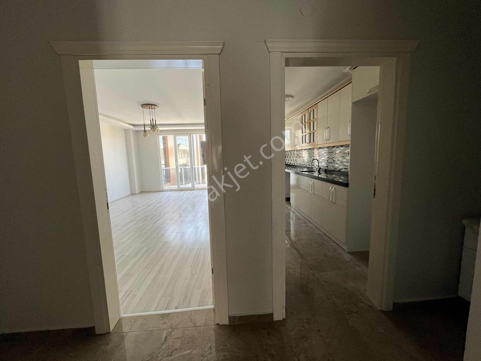 Beşevler Yıldırım Caddesi Üzerinde Ara Kat Kiralık 3+1 Daire - Görsel 12