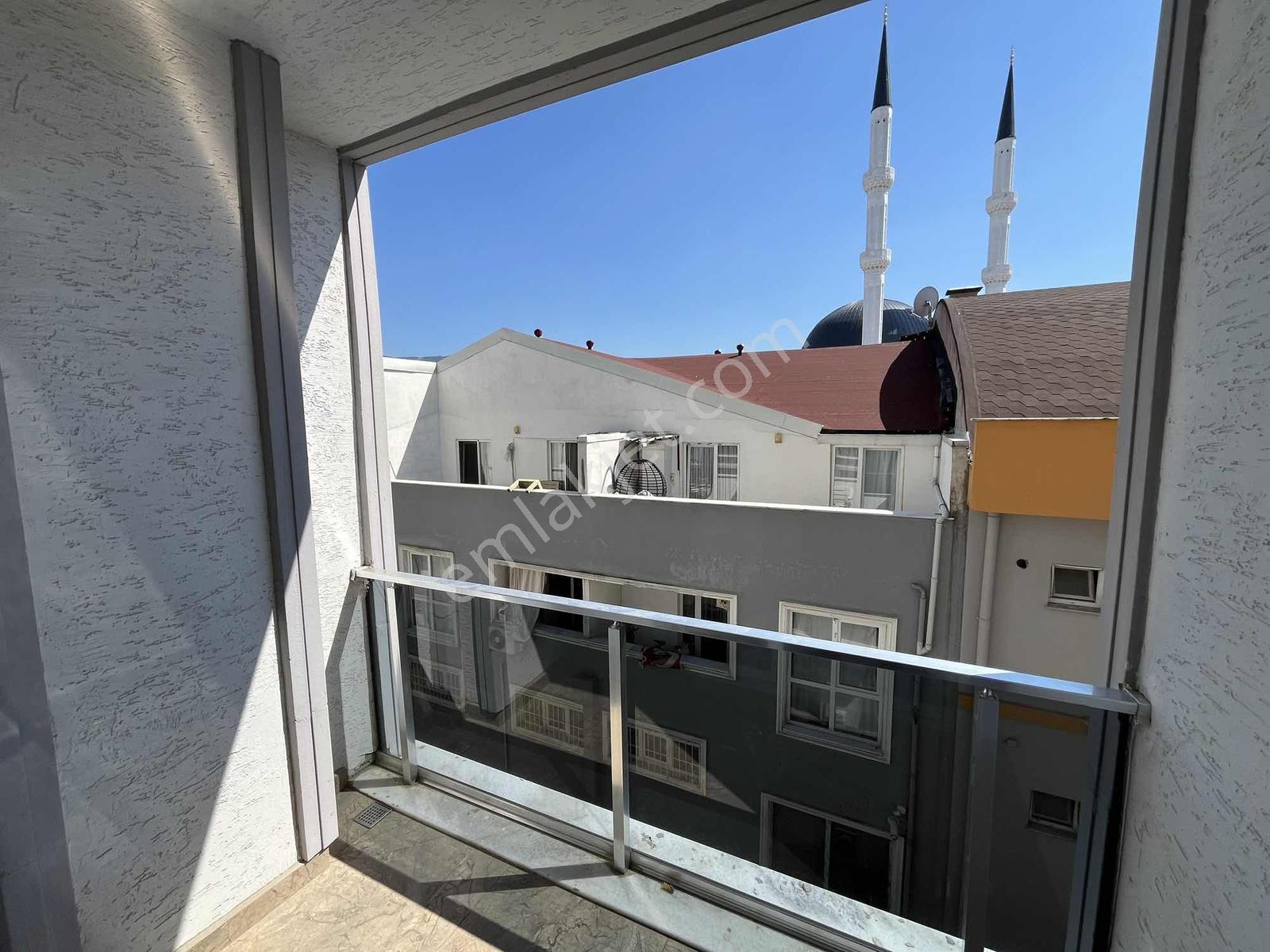 Beşevler Yıldırım Caddesi Üzerinde Ara Kat Kiralık 3+1 Daire - Görsel 25