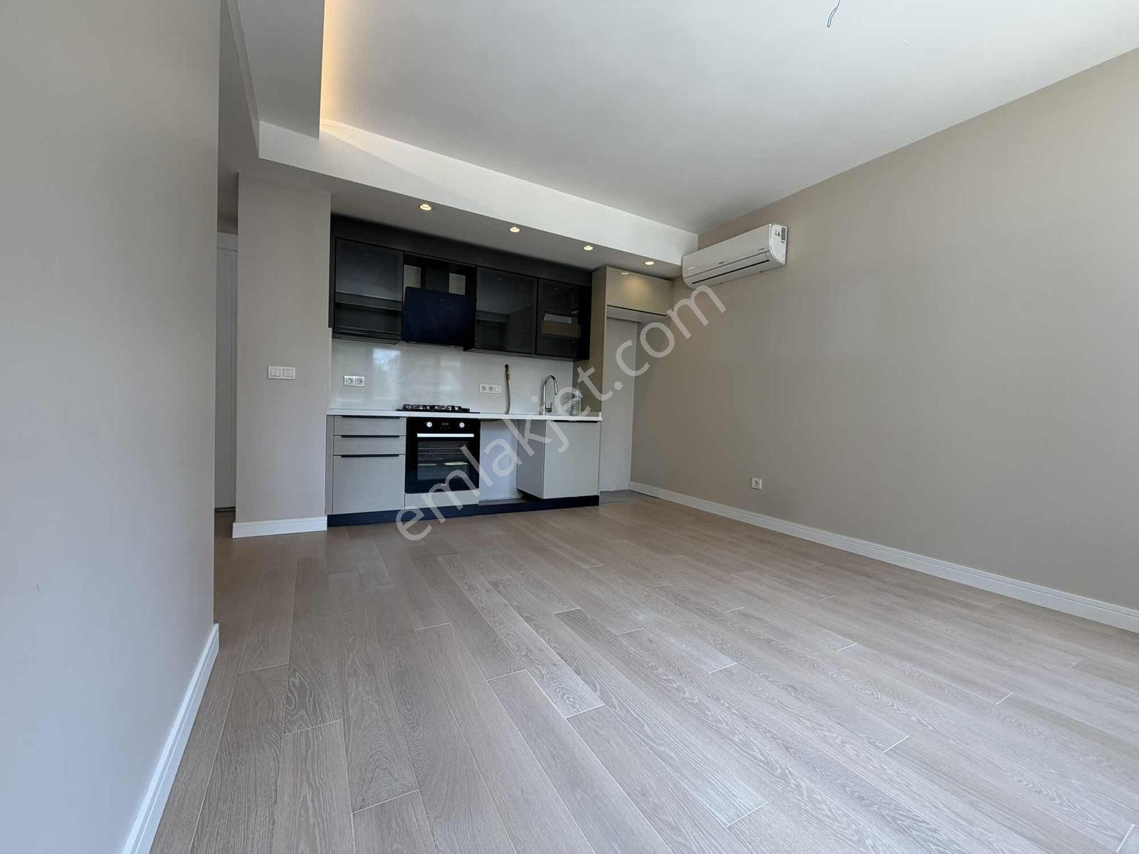 Suadiye Yeni Binada Marmaraya Çok Yakın Kiralık 1+1 - Görsel 13