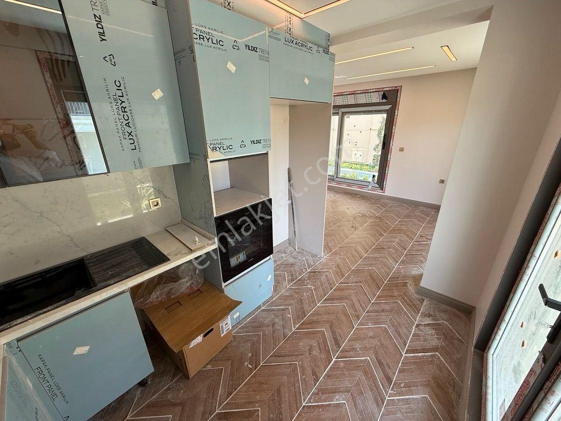 Kavaklı Mahallesinde Butik Site İçinde Deniz Manzarlı 5+2 Villa - Görsel 7
