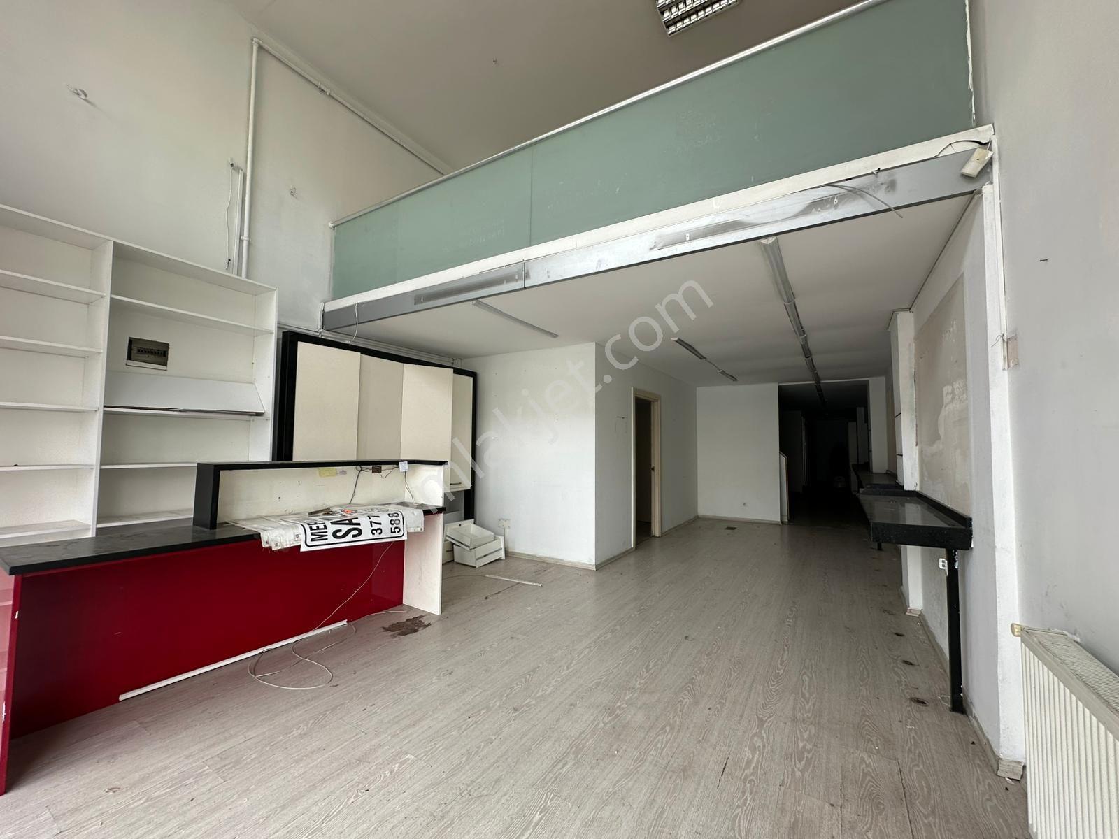 Mertcan Dan Küçükyalı Metro Durağına Yürüme 200m2 Fırsat Satılık Dükkan - Görsel 7