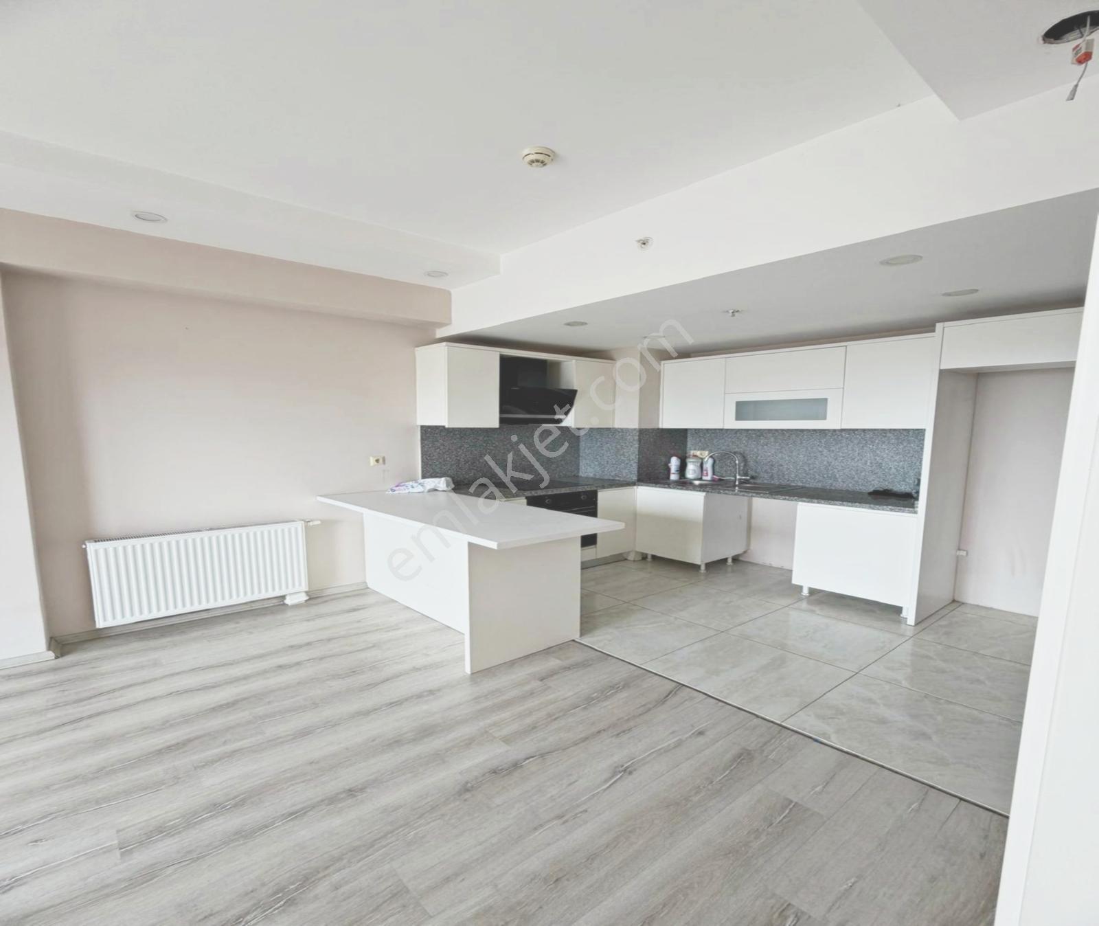 Metrobuse Yakın Site İçerisinde 1+1 Full Konsept Kiralık Daire - Görsel 13