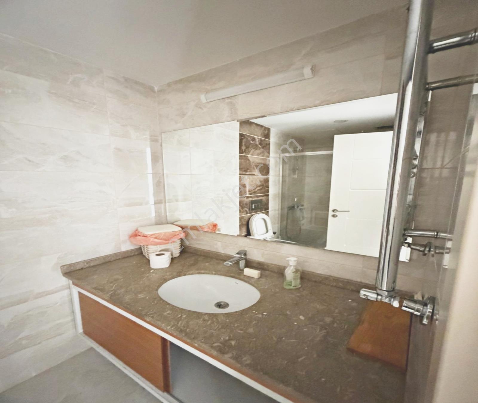 Metrobuse Yakın Site İçerisinde 1+1 Full Konsept Kiralık Daire - Görsel 27
