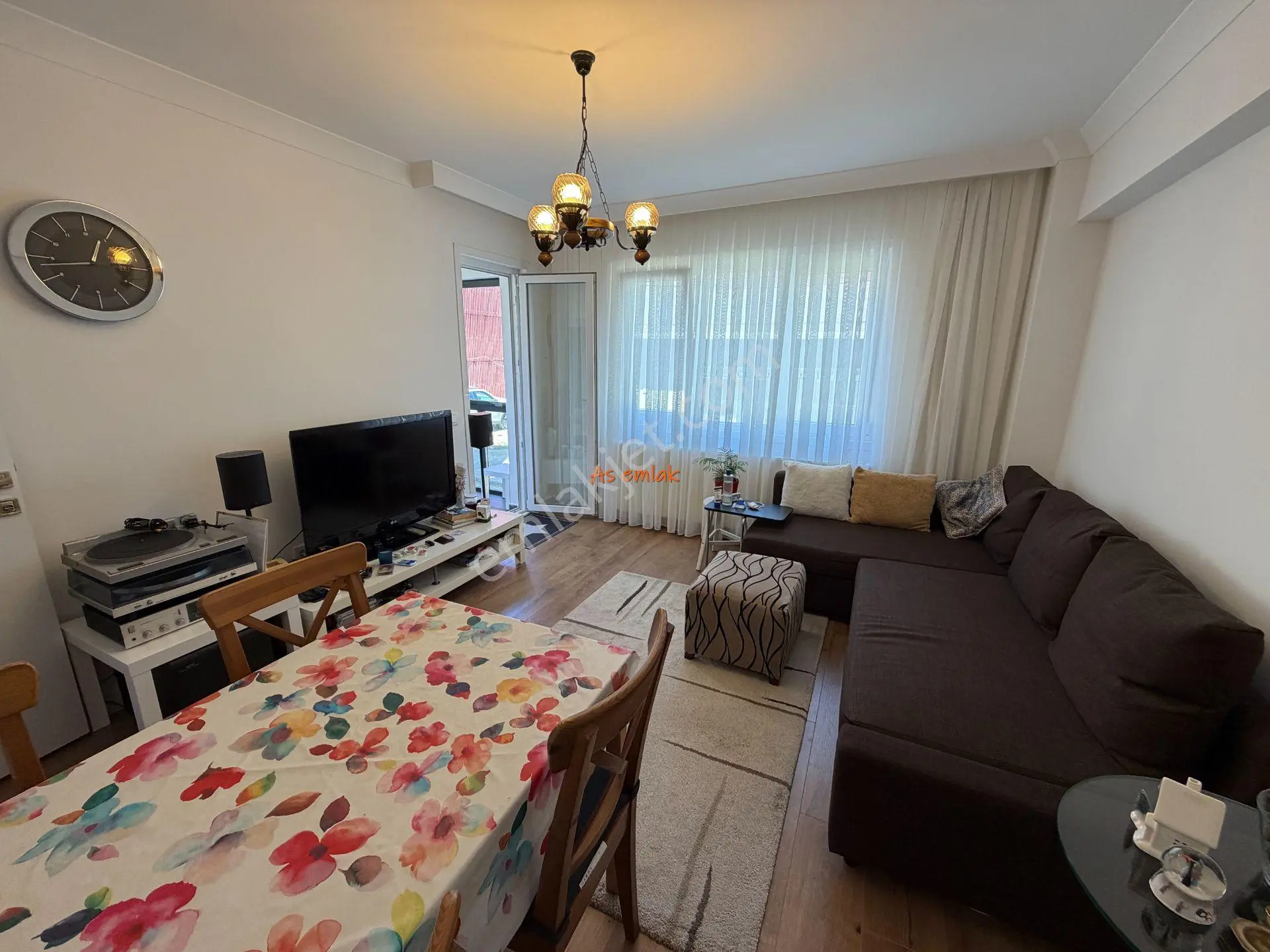 As Emlak Tan 2+1 İcadiye Lüx Yapılı 85m2 Oturmaya Hazır Daire