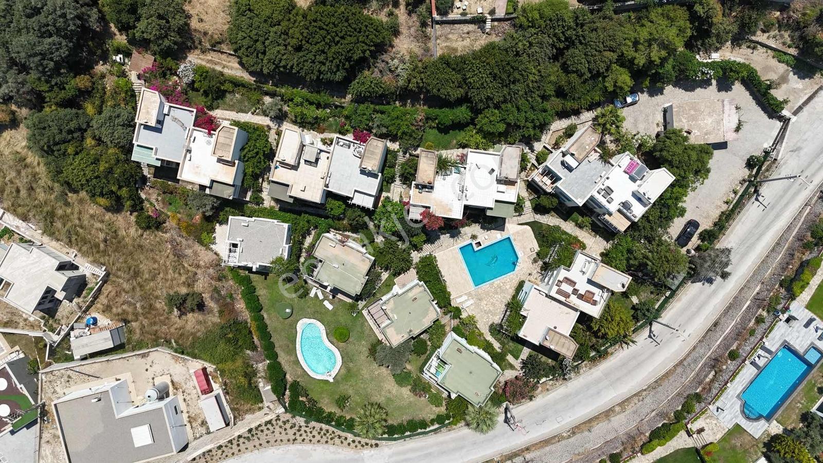 Gümüşlük'te,satılık,bahçeli,teraslı,deniz Manzaralı,3+1,villa - Görsel 50