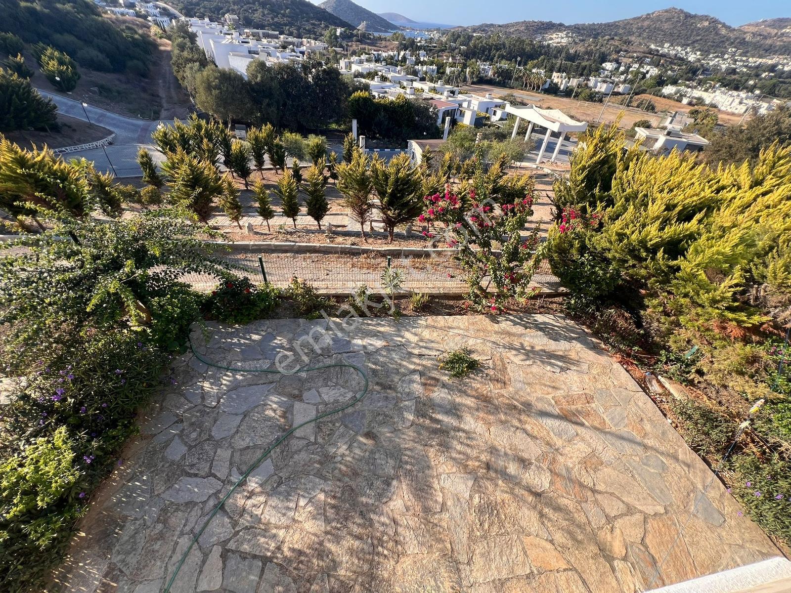 Bodrum,gümüşlük'te,deniz Manzaralı,bitişik Nizam,müstakil Bahçel - Görsel 31