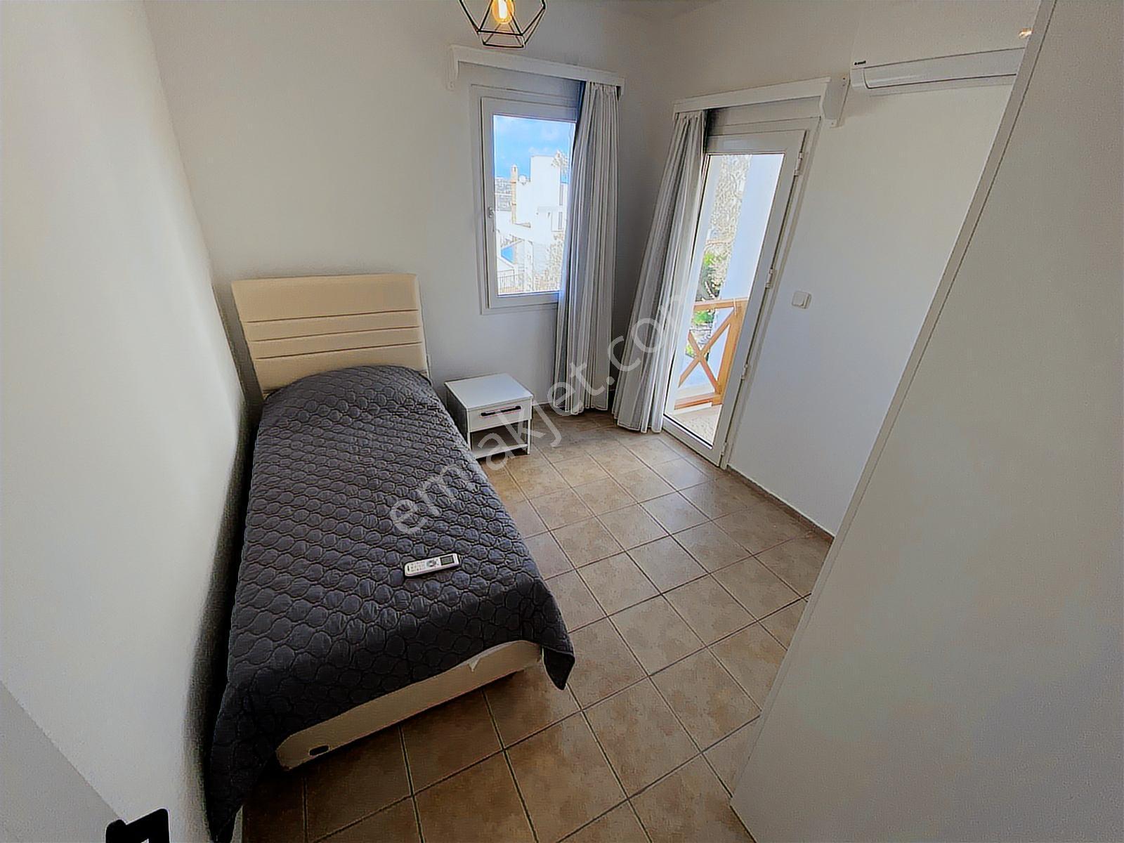 Gündoğan'da,satılık,site İçinde,6+1,eşyalı,bahçeli,teraslı,villa - Görsel 9