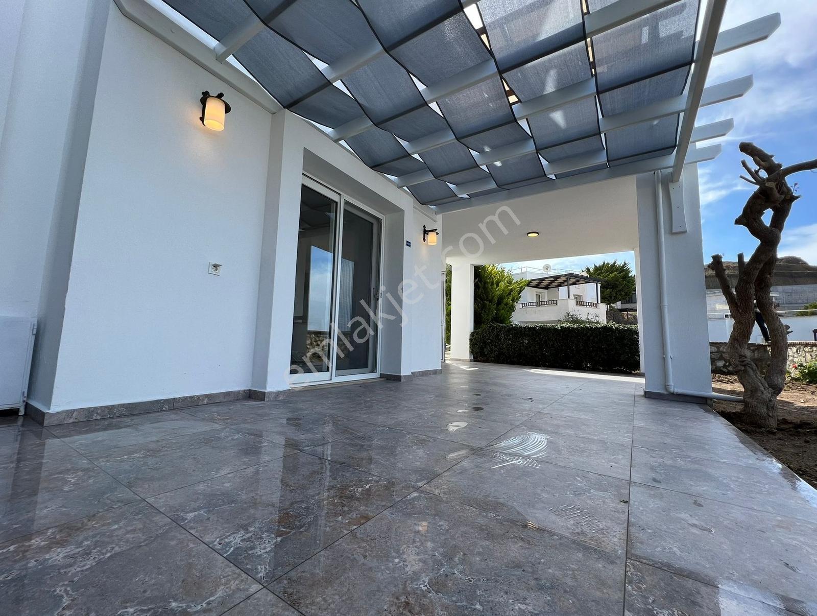 Gümüşlük'te,yıllık Kiralık,eşyasız,2+1,bahçeli,deniz Manzaralı - Görsel 17
