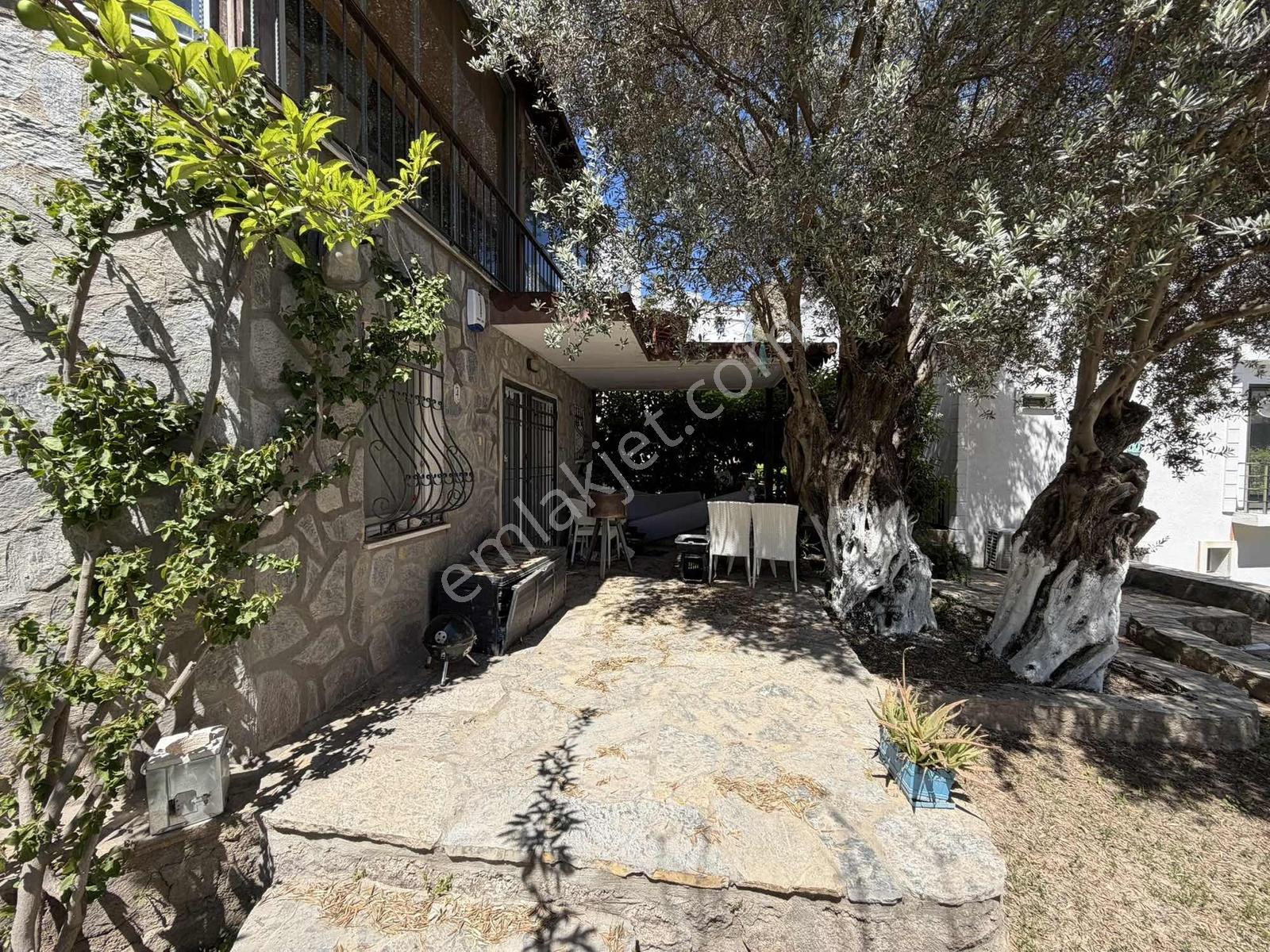 Bodrum,türkbükü,yıllık Kiralık,eşyalı,bahçe Katı,2+1,daire - Görsel 19