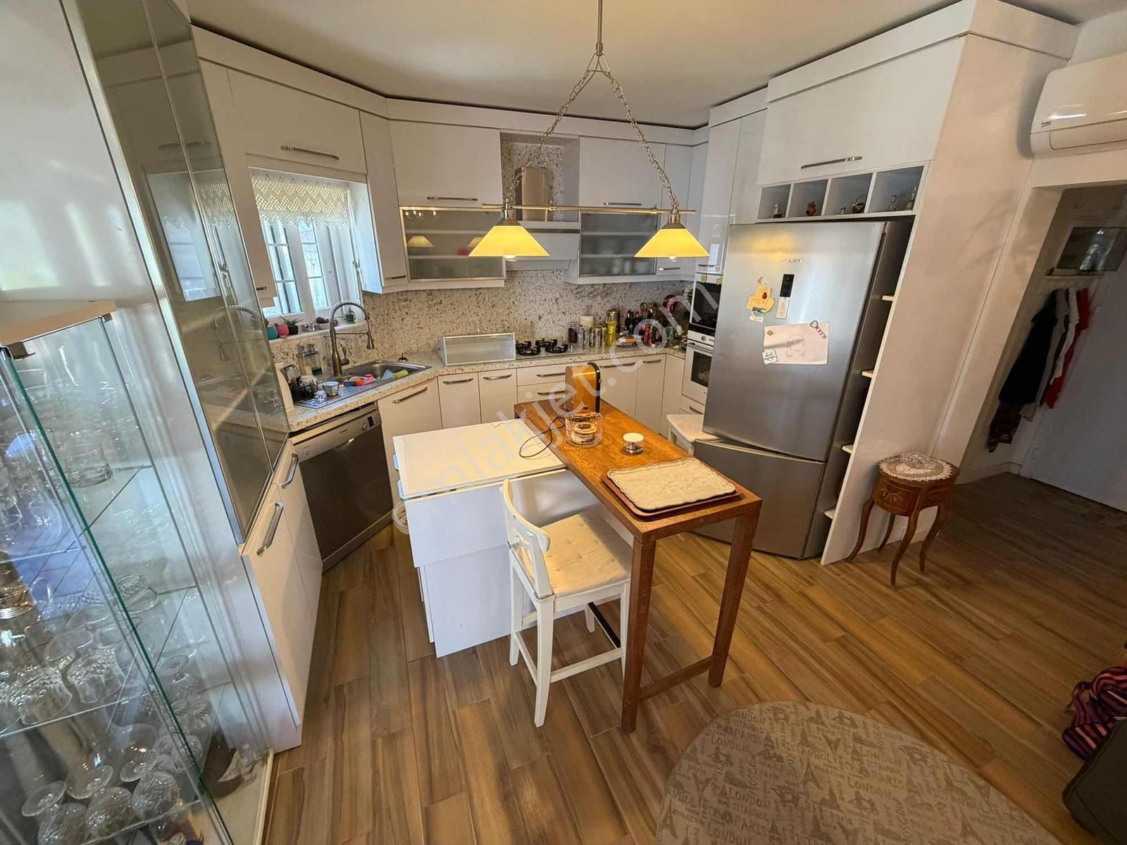Bodrum,türkbükü,yıllık Kiralık,eşyalı,bahçe Katı,2+1,daire - Görsel 13