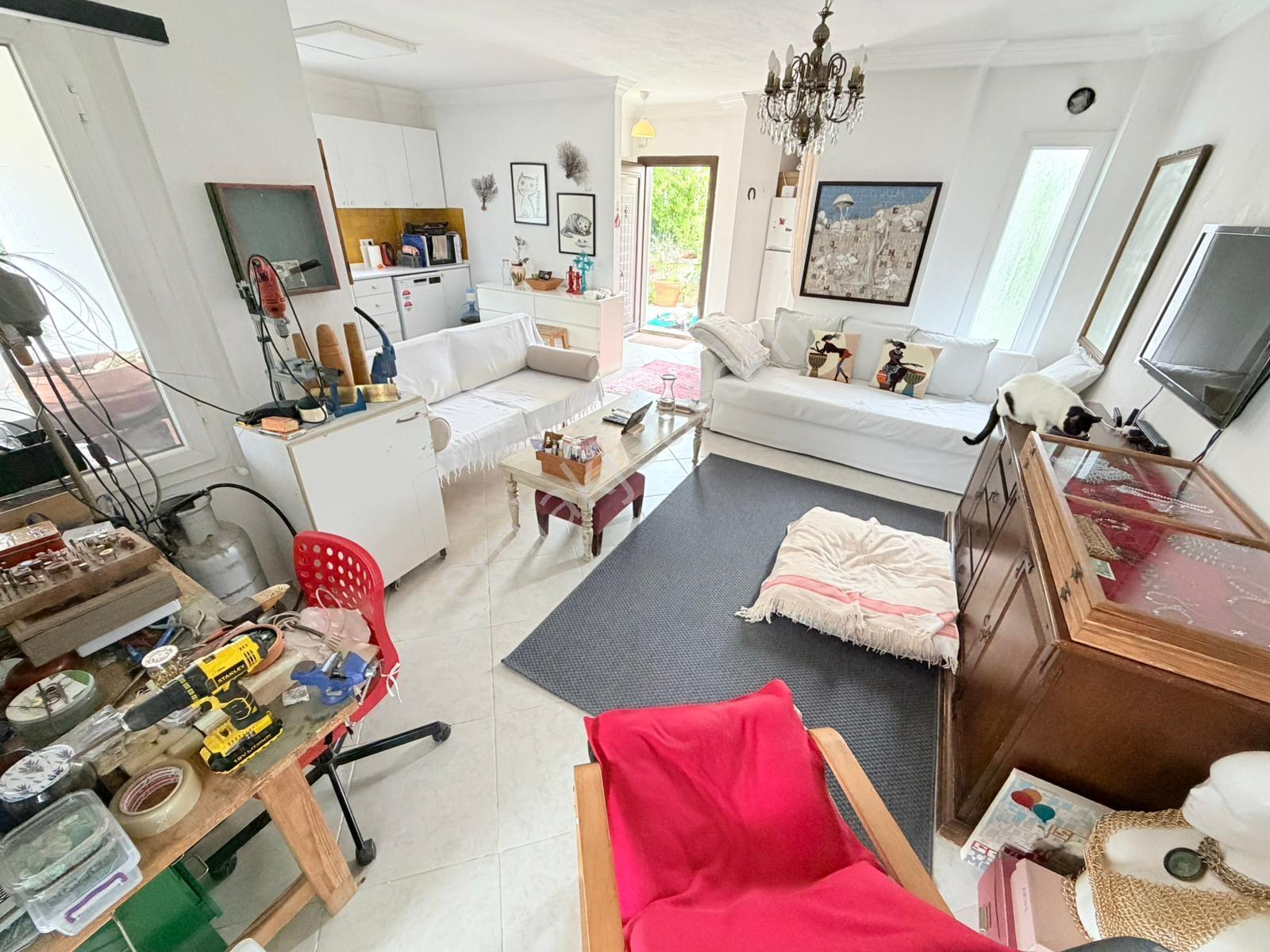 Gümüşlük'te,satılık,merkezi Konumda,3+1,dubleks,ikiz Villa - Görsel 8