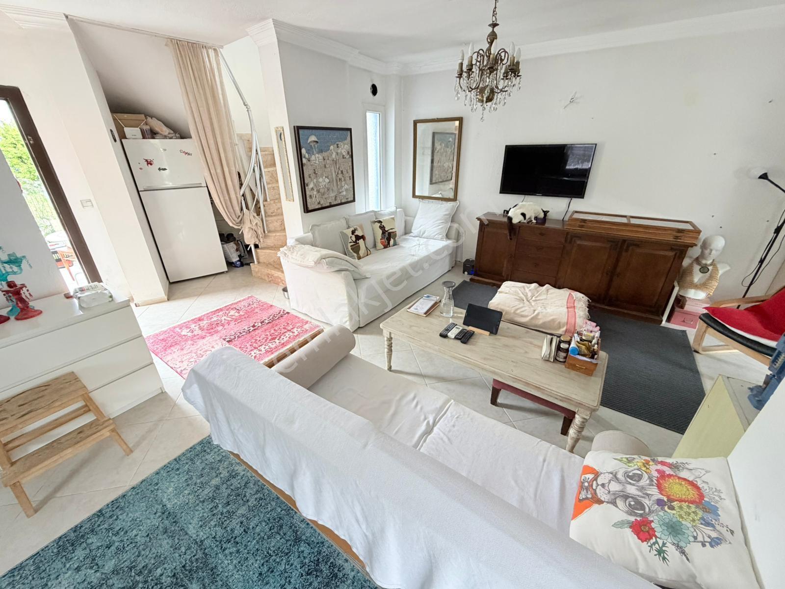 Gümüşlük'te,satılık,merkezi Konumda,3+1,dubleks,ikiz Villa - Görsel 9