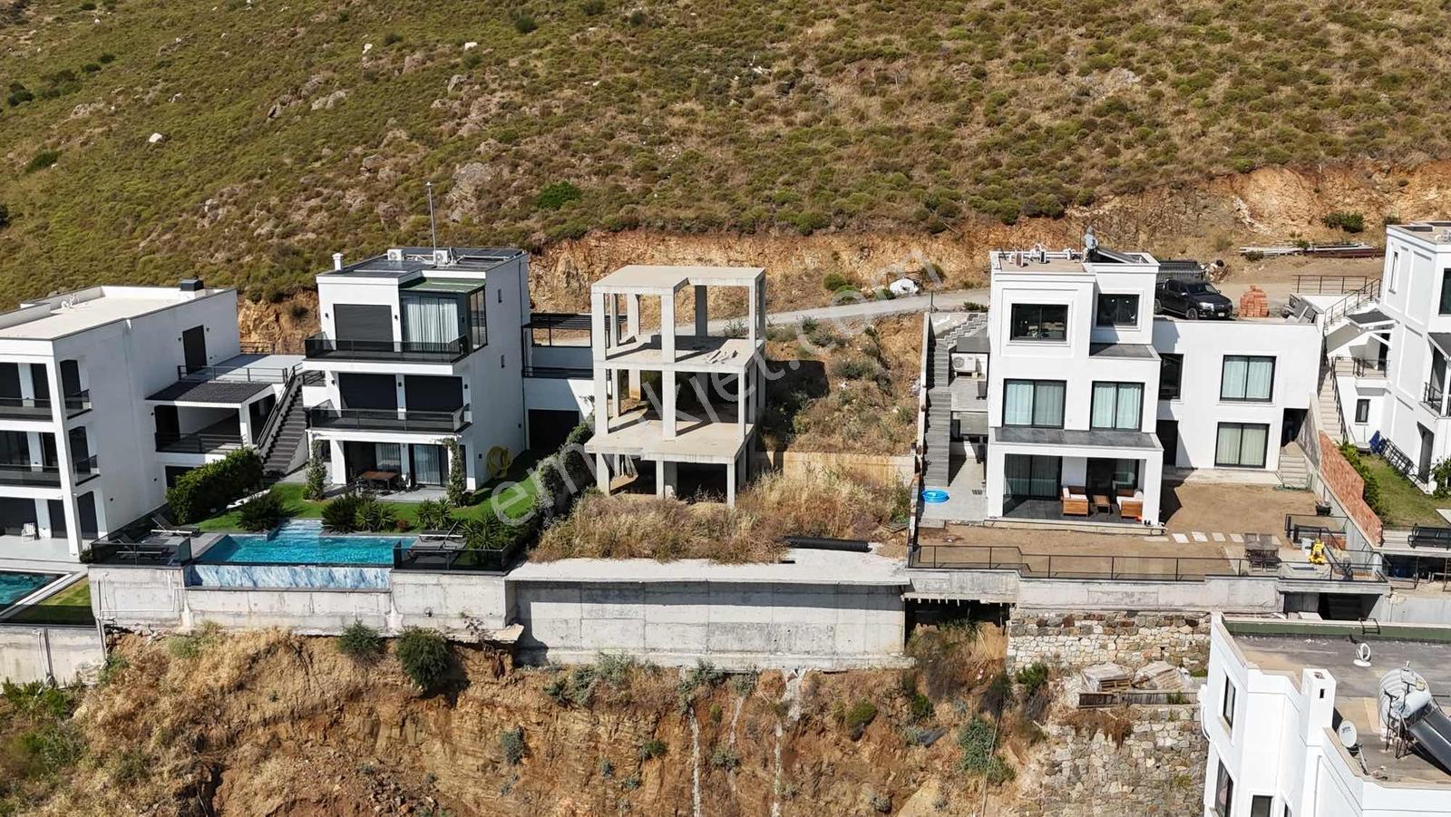 Bodrum'da,satılık,panoramik Denizmanzaralı,projeli,natamam,villa - Görsel 13