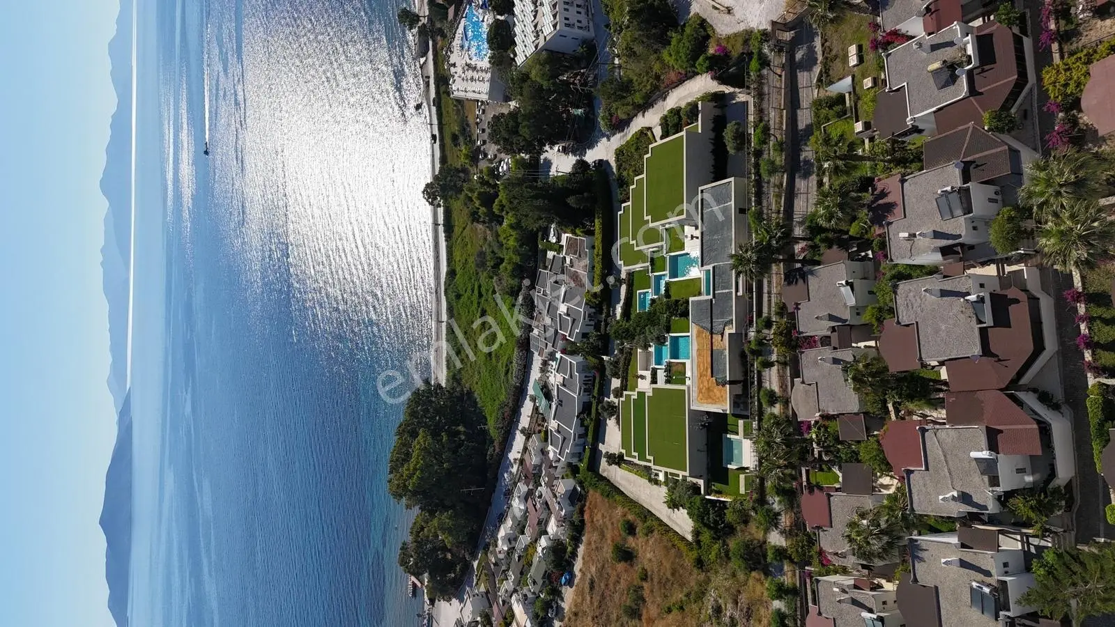 Akyarlar'da,özel Plajlı,deniz Manzaralı,müstakil Bahçeli Villa - Görsel 23