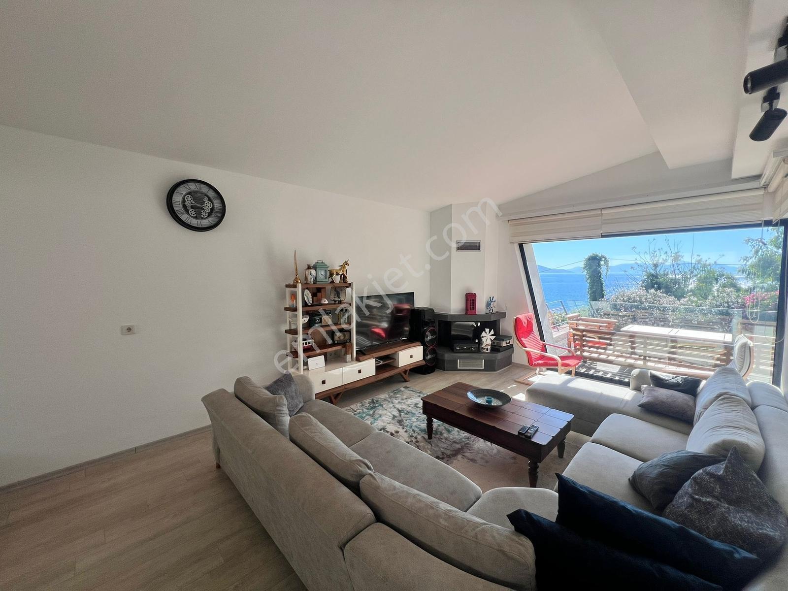 Akyarlar'da,özel Plajlı,deniz Manzaralı,müstakil Bahçeli Villa - Görsel 34