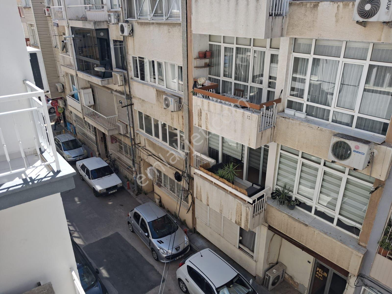 Güzelyalı Da Merkezi Yerde Çift Cephe Mithatpaşa Caddesi Deniz Yakını - Görsel 32