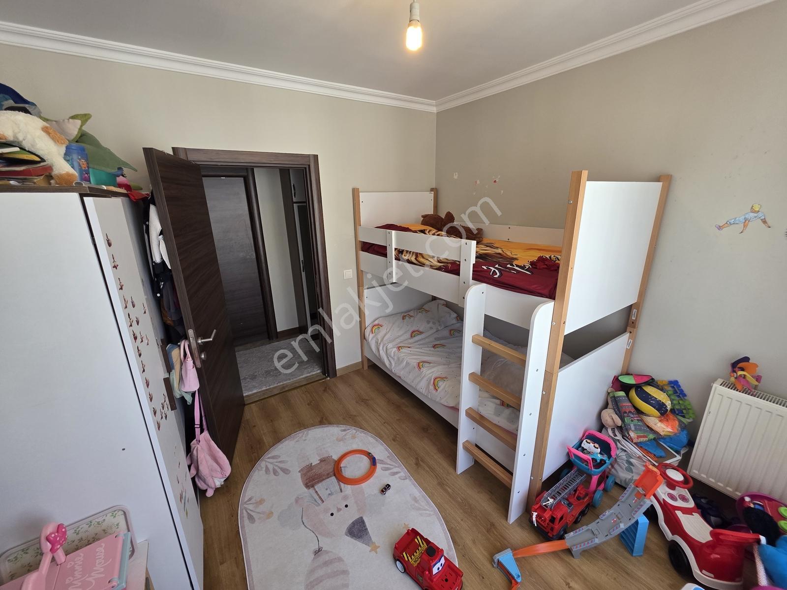 Silivri Yeni Mahallede Muhteşem Konumda Satılık 2+1 Daire - Görsel 14