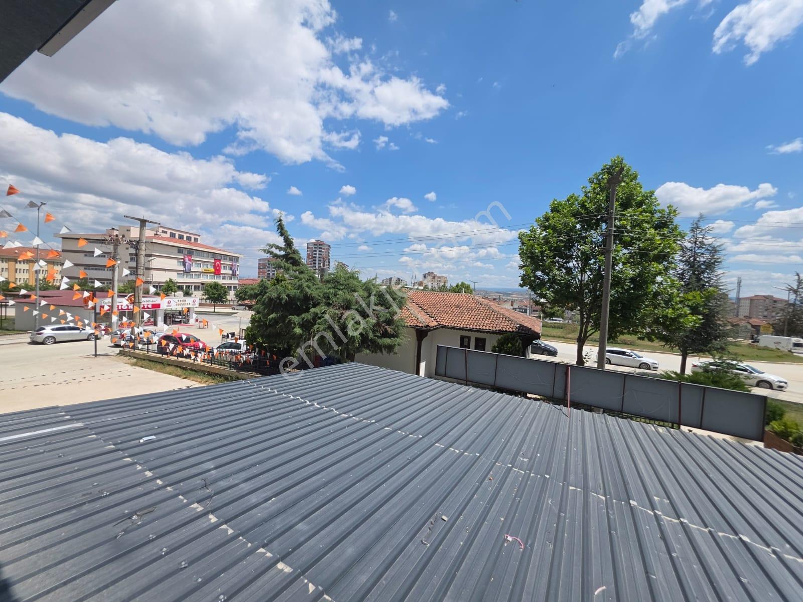 Kuzeykentte Devren Kiralık Bay & Bayan Kuaför Ve Güzellik Salonu - Görsel 23