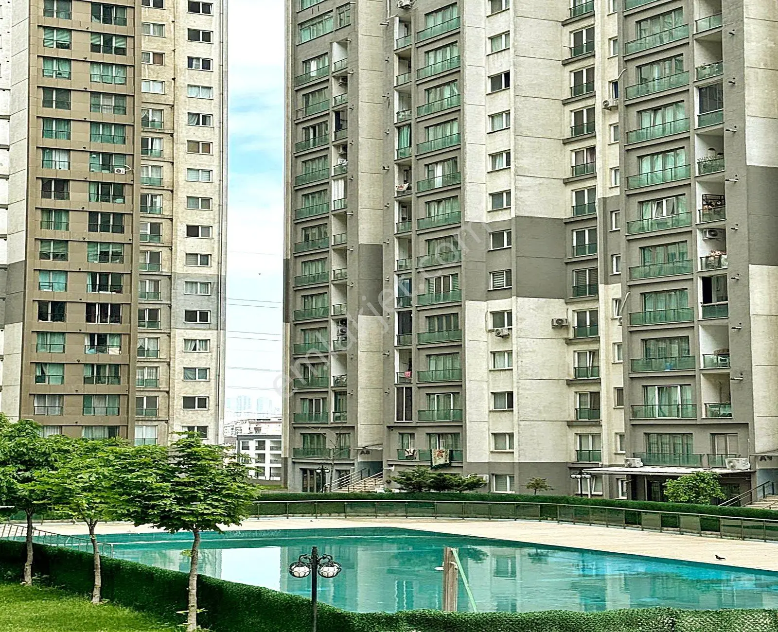 Metrobüse Yakın 2+1 110m2 Ebeveyn Banyolu Lüx Vıp Konsept Daire!
