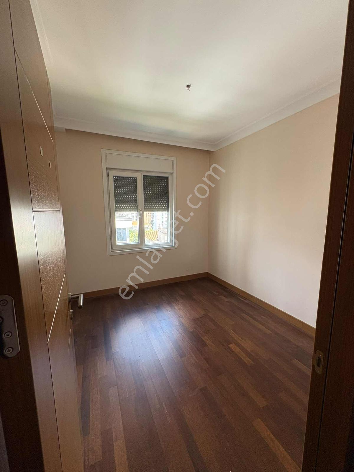 Caddebostan Bağdat Caddesi 1. Paralel Havuzlu Geniş 3+1 Kiralık - Görsel 3