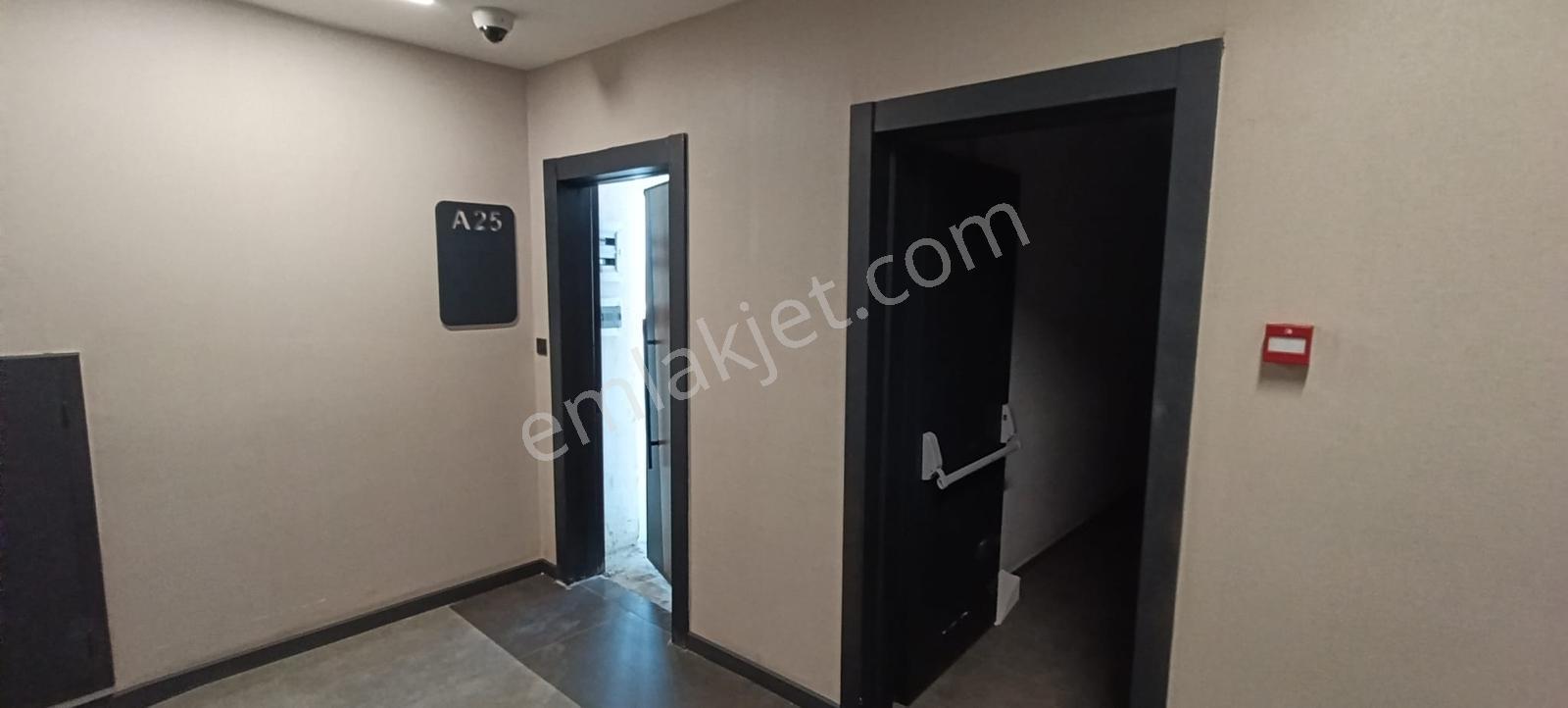 Bursa Sky Tower'da 80 M2 / Hilton Cepheli / Satılık Köşe Ofis - Görsel 14