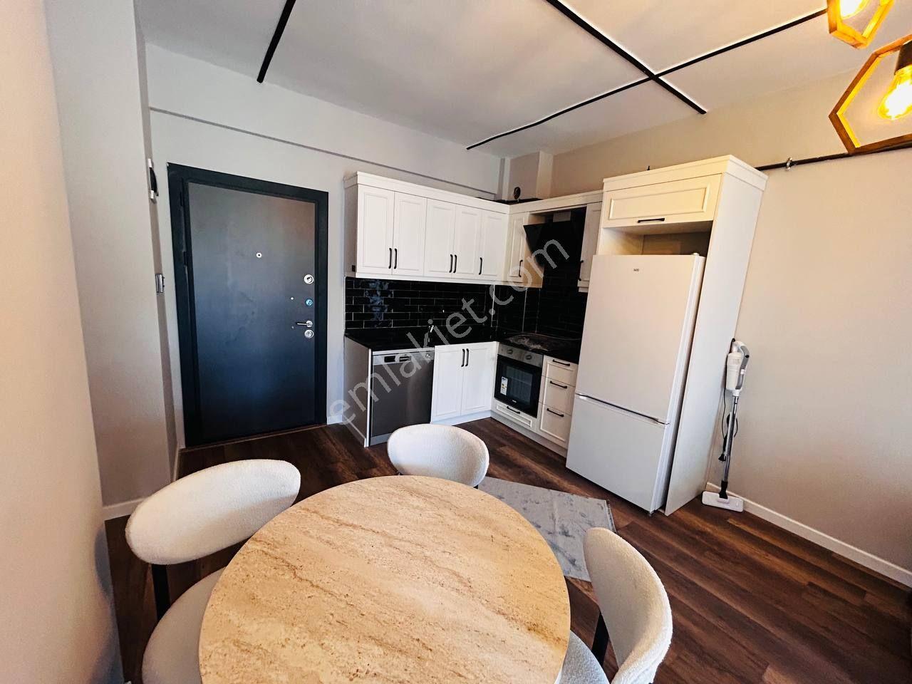Havuzlu Site İçinde Full Eşyalı Satılık Daire - Görsel 4