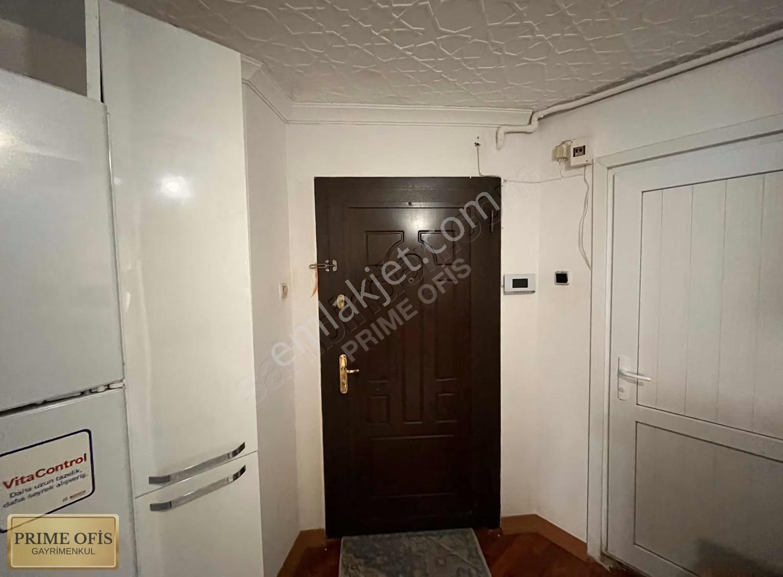 Maltepe'de Metroya Yakın Eşyalı Satılık 1+1 - Görsel 14